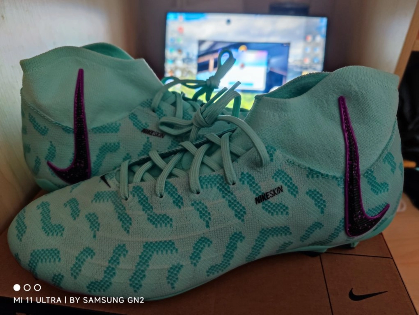 custom review-Nike Phantom Luna FG Твердое покрытие Амортизация Устойчивость к истиранию Дышащие Футбольные бутсы Унисекс Синий Фиолетовый