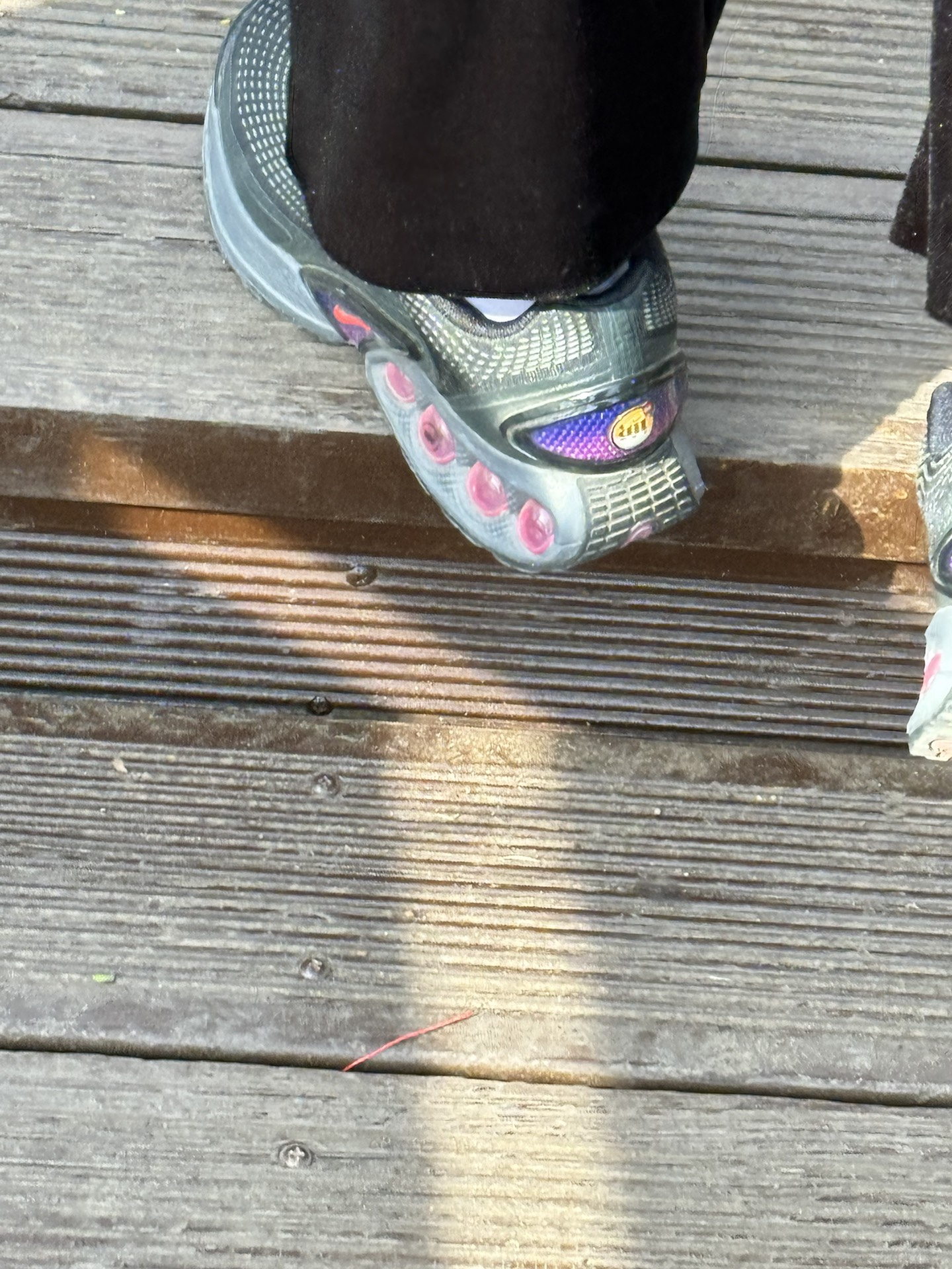 custom review-Nike Air Max Dn Устойчивый к истиранию Низкий Топ Повседневная обувь Женская Черный Фиолетовый