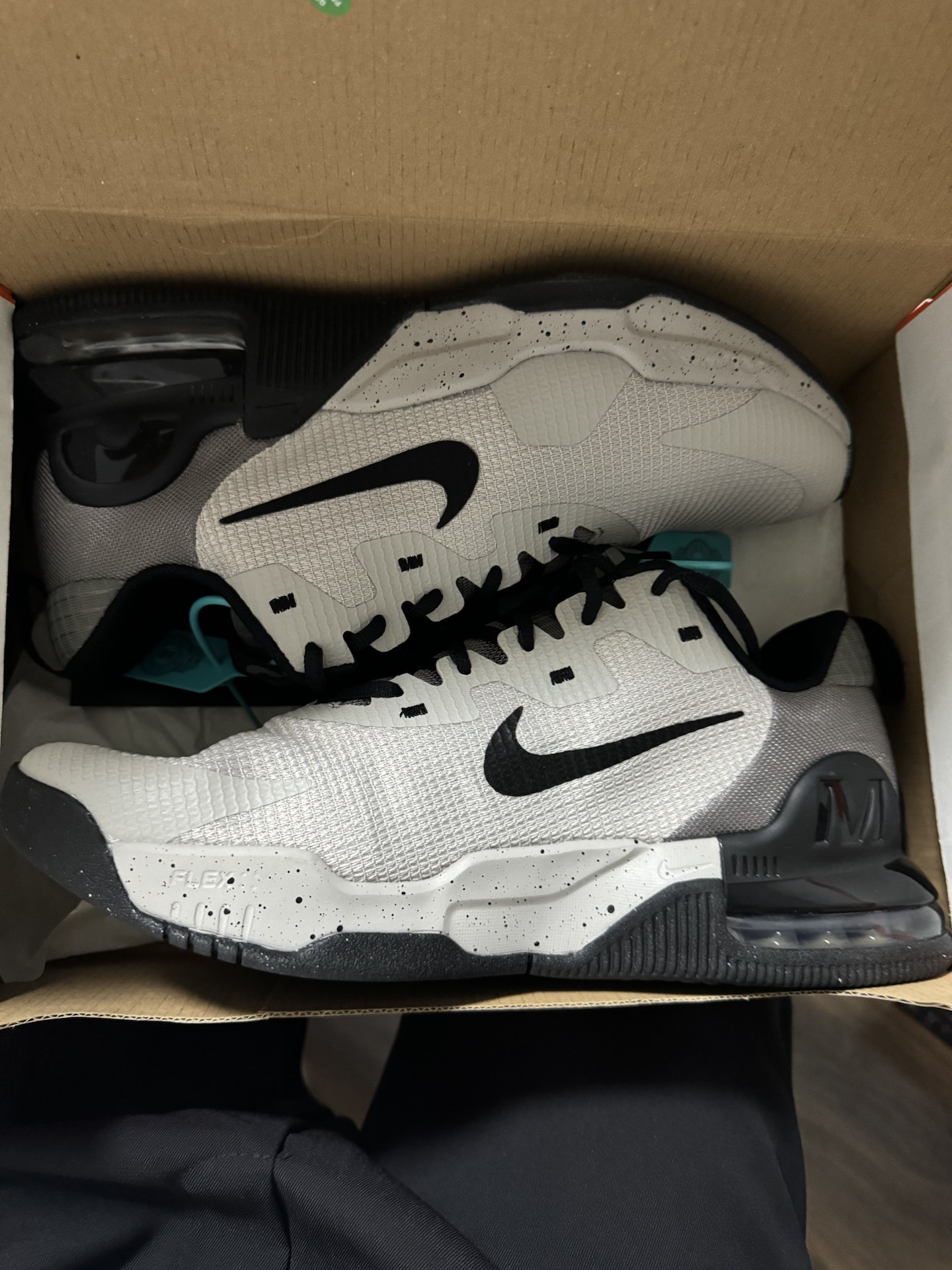 custom review-Nike Air Max ALPHA Low Топ Кроссовки для тренировок Мужские Серый Черный