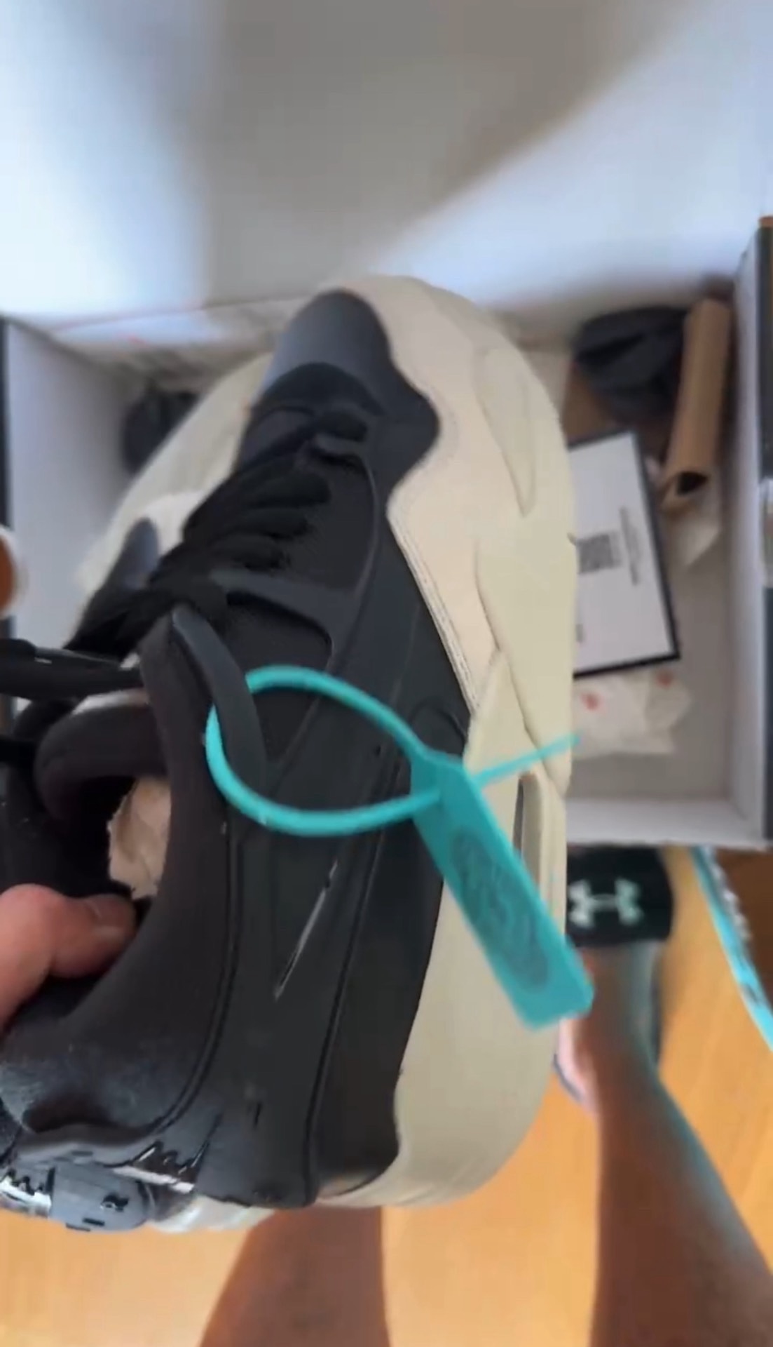 custom review-Jordan Air Jordan 4 RM Low Топ Винтажные Баскетбольные Кроссовки Мужские Черный Бежевый