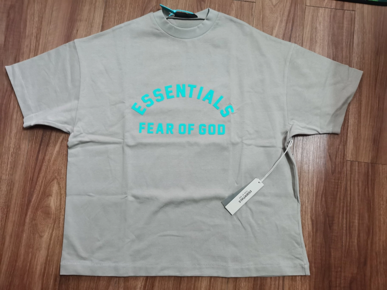 custom review-Fear of God Essentials SS24 Drop2 Crewneck T-Shirt T-Shirt Men's Grey