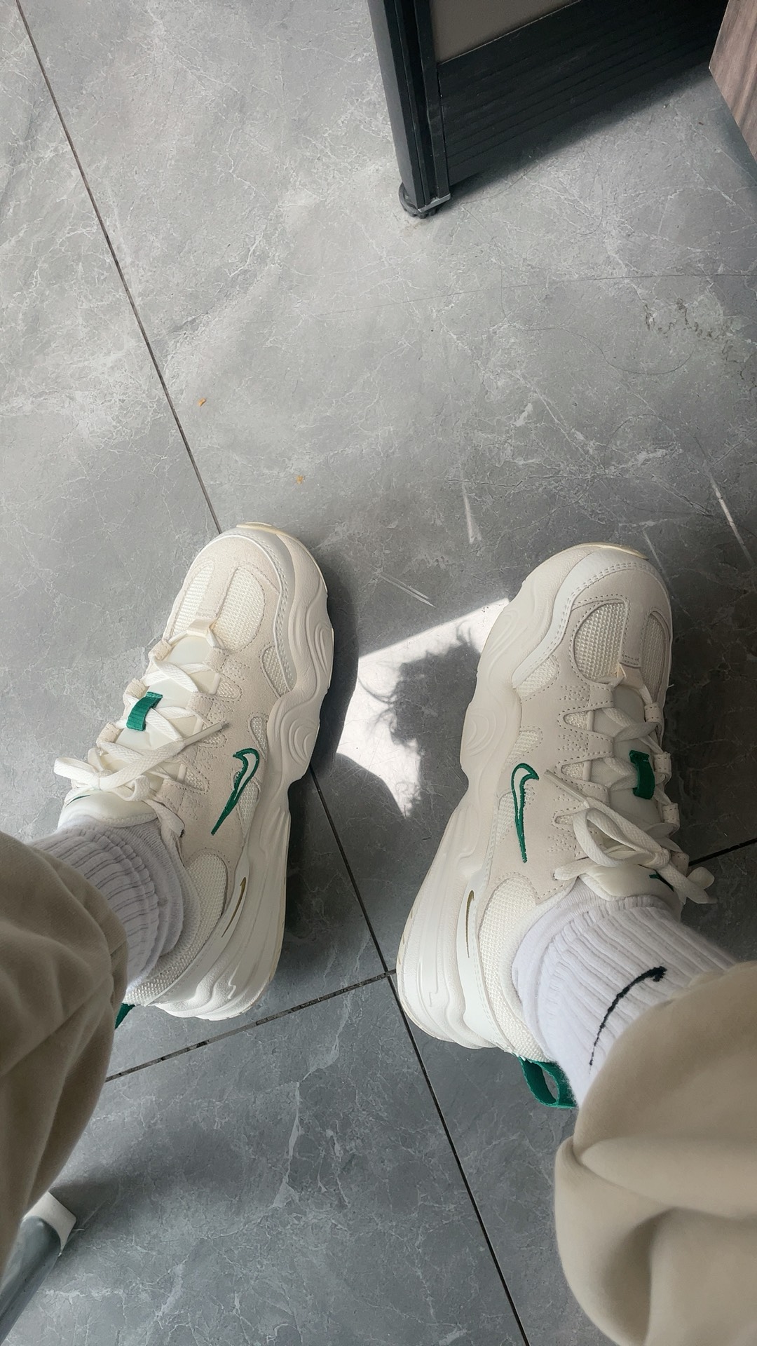 custom review-Nike Tech Hera Low Топ Повседневная обувь Женская Экрю