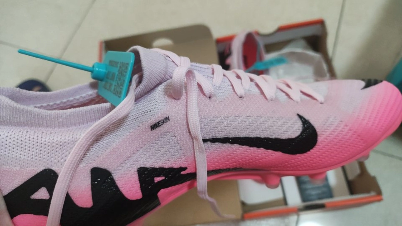 custom review-Nike Zoom Mercurial Vapor 15 Pro AG 'Ready Pack'