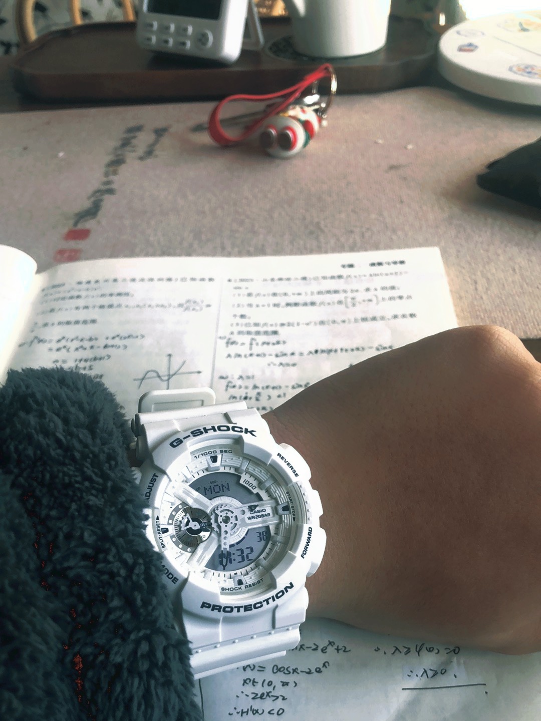 custom review-G Shock Пляжная Тема Кварцевый Механизм Смольный Ремешок Часы МЕЧЕТНЫЕ ЧАСЫ Белый Циферблат