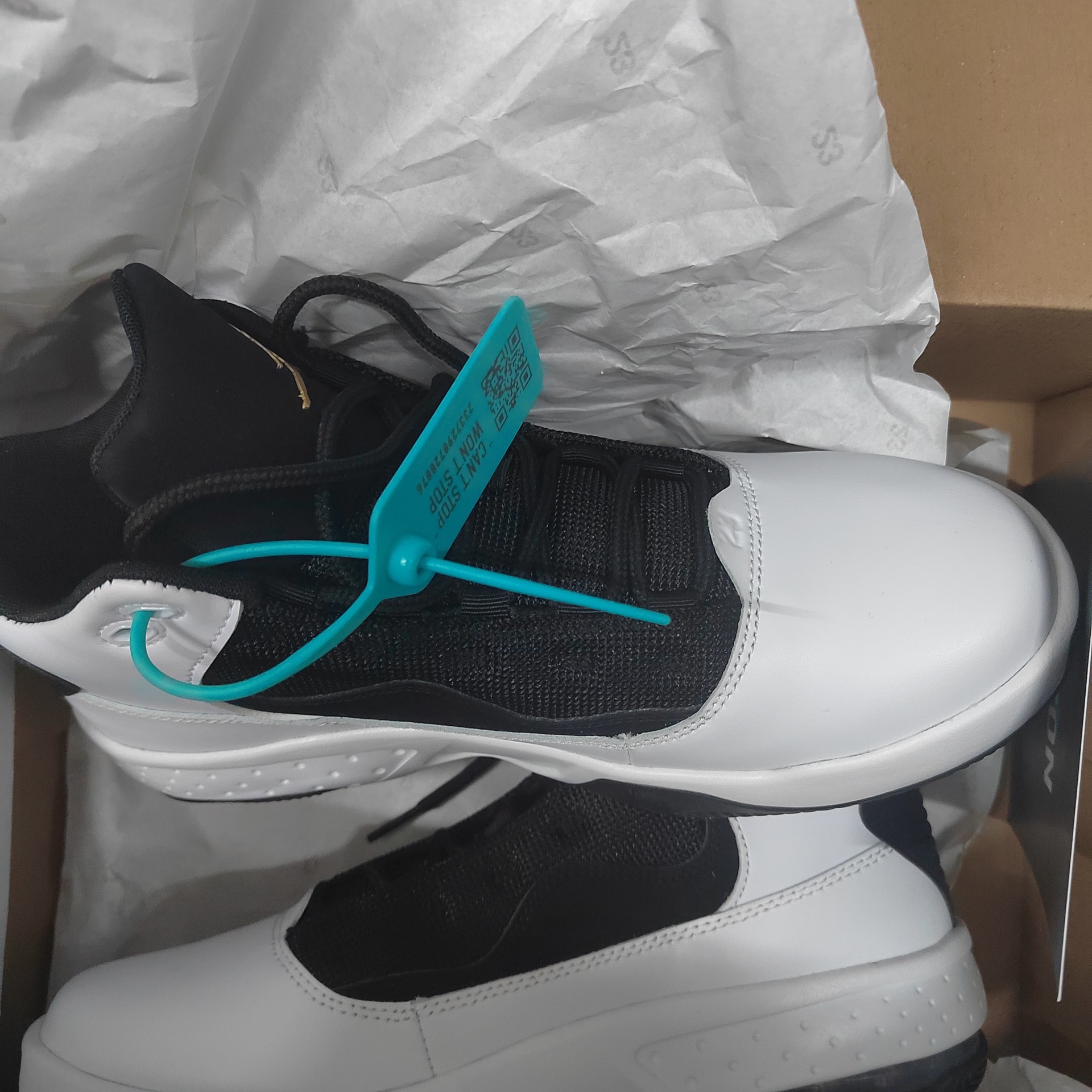 custom review-Jordan Max Aura 2 Амортизаторы Slip-resistant MID Топ Винтажные баскетбольные кроссовки Мужской Черный Белый