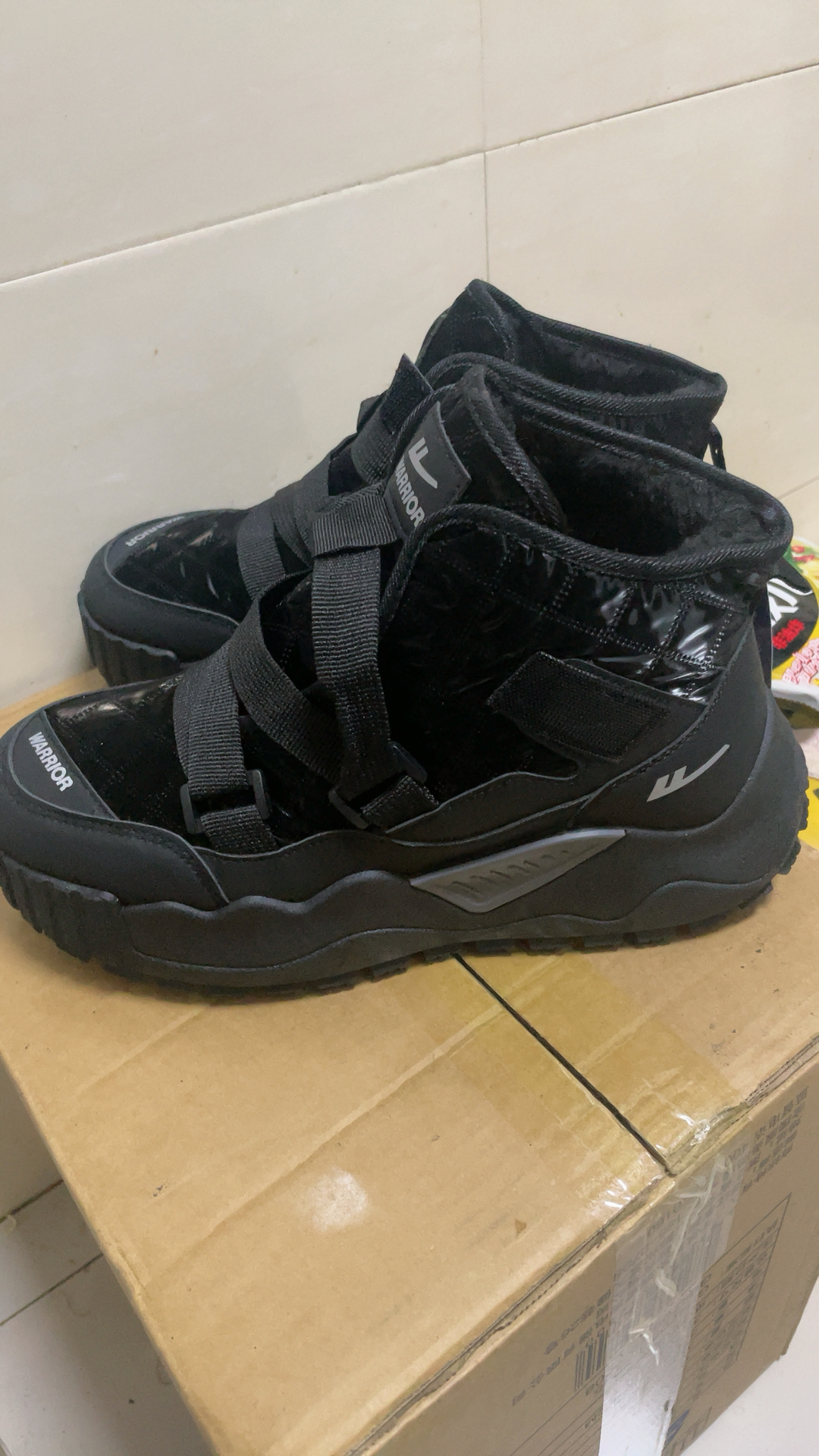 custom review-Warrior Теплоизоляционное покрытие увеличивающее высоту устойчивое к истиранию противоскользящее короткие сноубутсы мужские черные