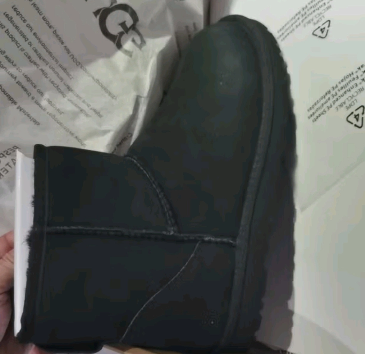 custom review-UGG CLASSIC MINI Короткий Снегокат Женские Черный