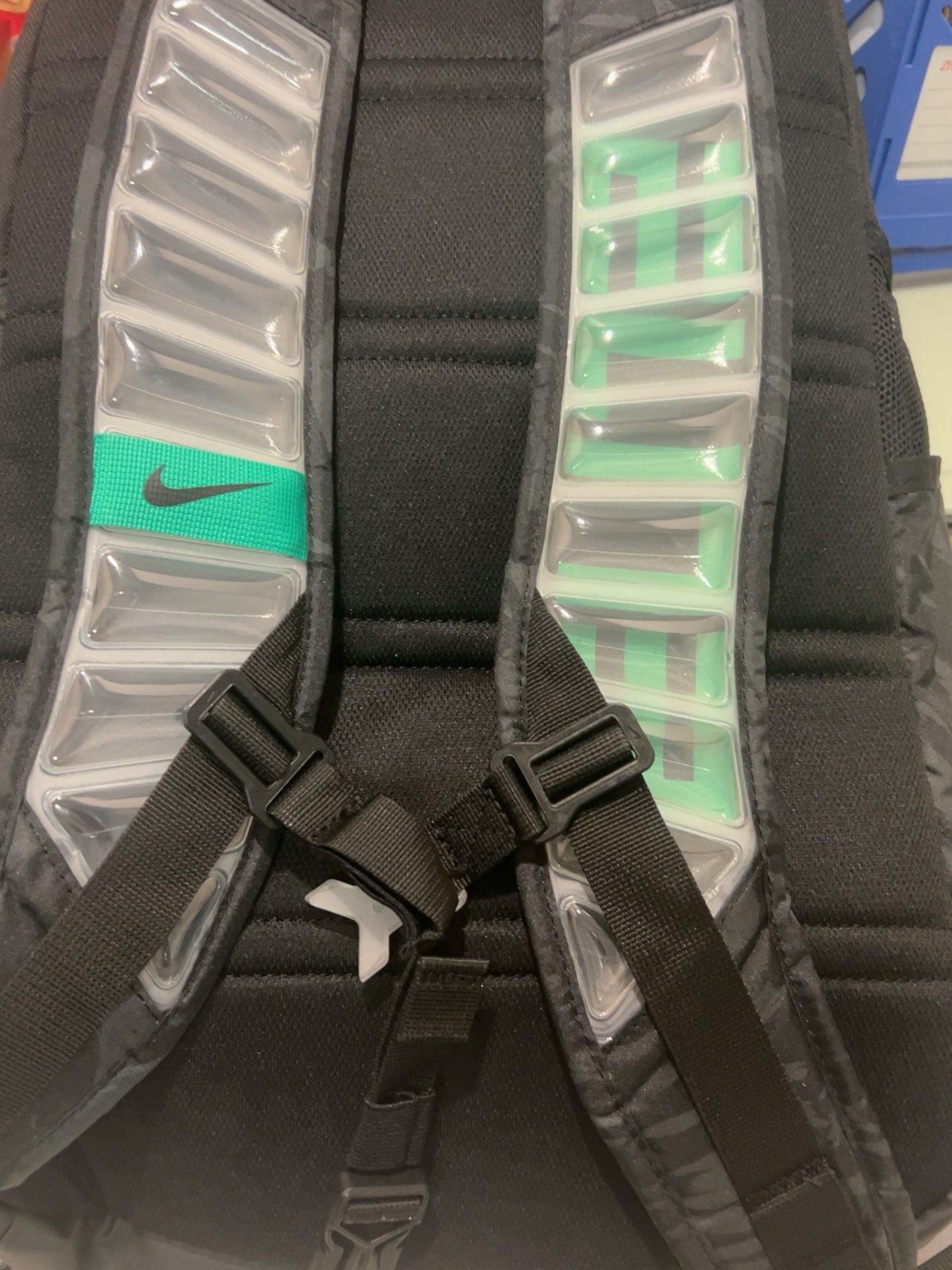 custom review-Nike Hoops Elite Pro Basketball Backpack Men Coal Black/Athletic Green