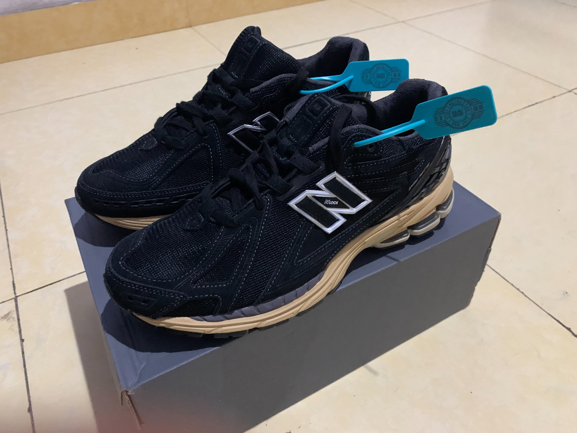 custom review-New Balance NB 1906R Устойчивый к истиранию Дышащие Низкие Беговые кроссовки Унисекс Черные
