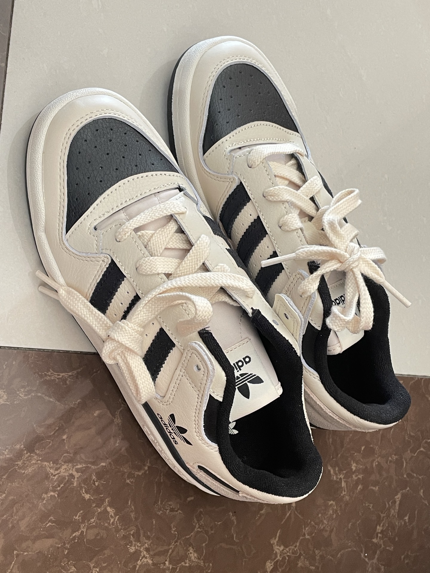 custom review-Adidas Originals FORUM Устойчивые к истиранию низкие скейтбордические кроссовки унисекс белые черные серые