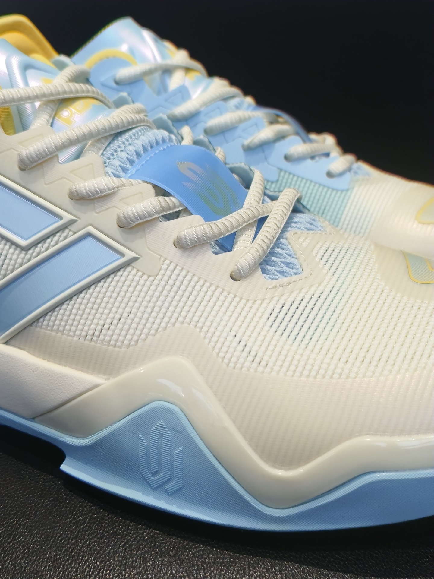 维金斯实战篮球鞋还是值得期待的99