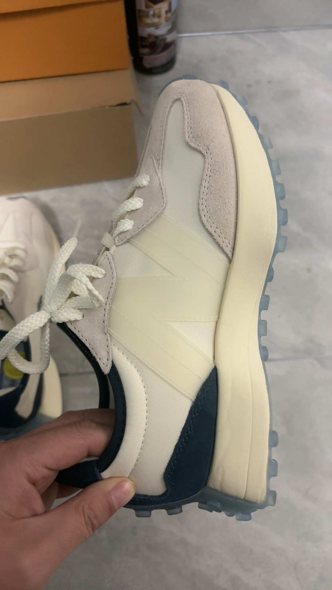 custom review-ANB Бренд x New Balance NB 327 Устойчивый к истиранию Низкий Топ Повседневные Городские Коммутирующие Беговые кроссовки Унисекс Белый Темно-синий