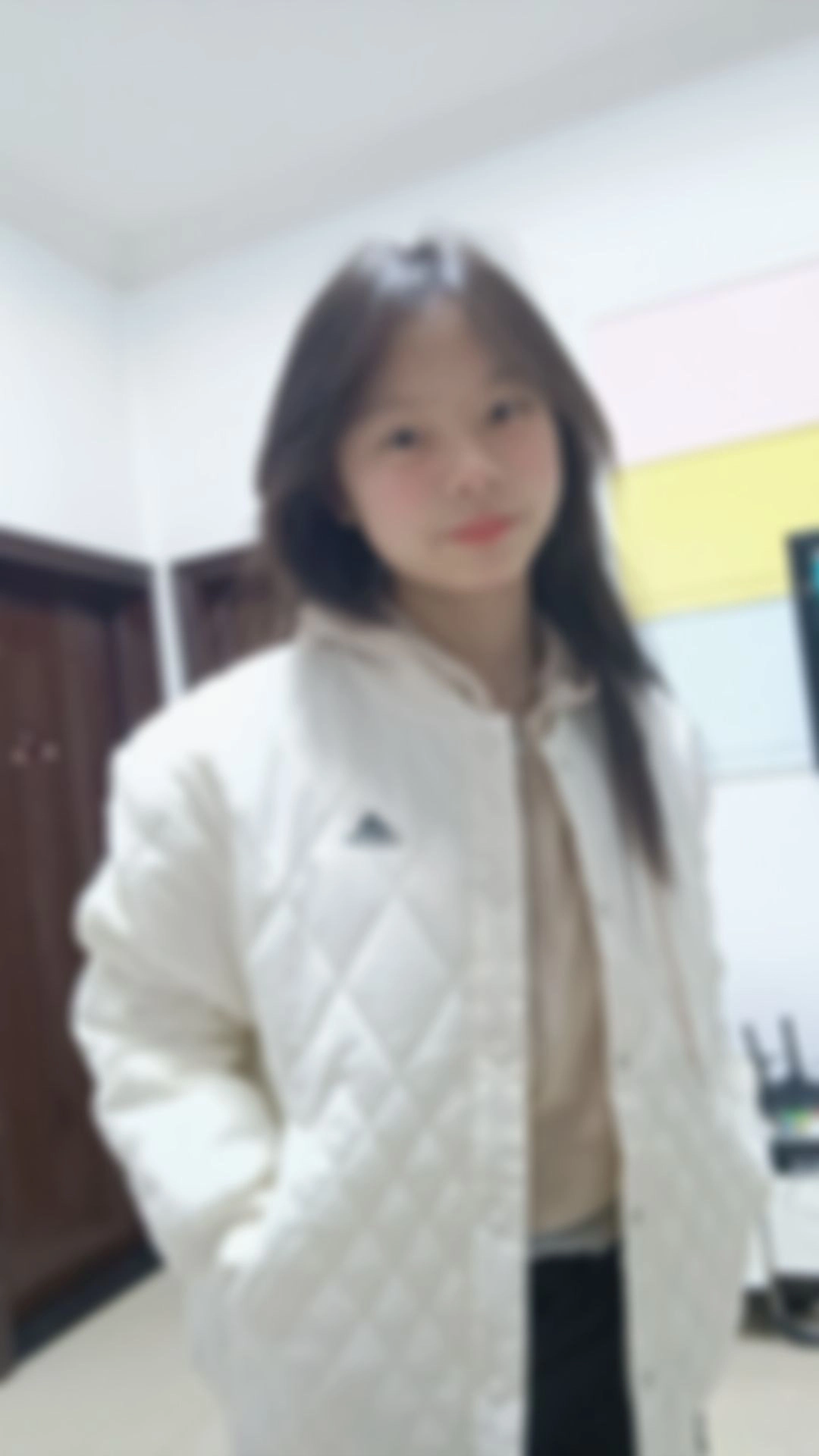 custom review-Adidas Пуховая куртка Женская Айвори