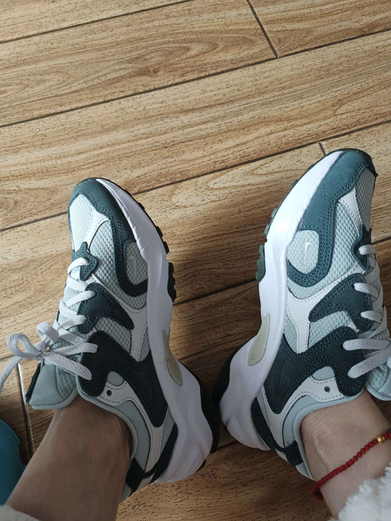 custom review-Nike AL8 Дышащие Низкие Беговые Кроссовки Женские Белые Зеленые