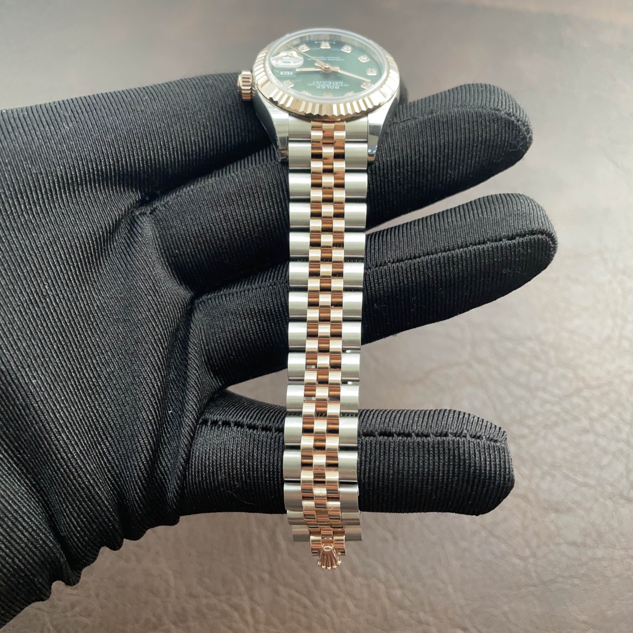 热门款劳力士日志女表