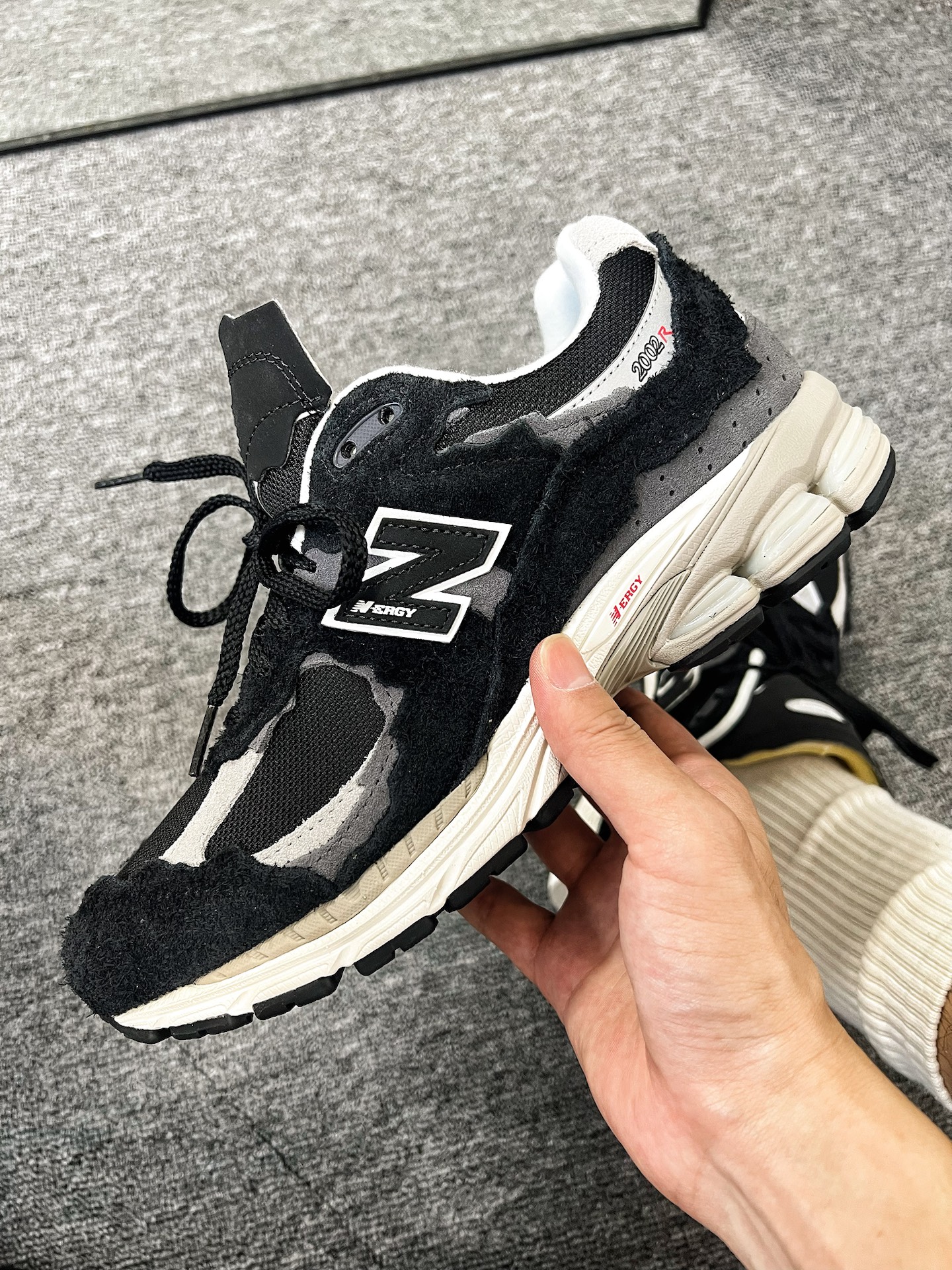 custom review-New Balance NB 2002R Устойчивый к истиранию низкий топ для бега на длинные дистанции спринт беговые кроссовки унисекс черный серый
