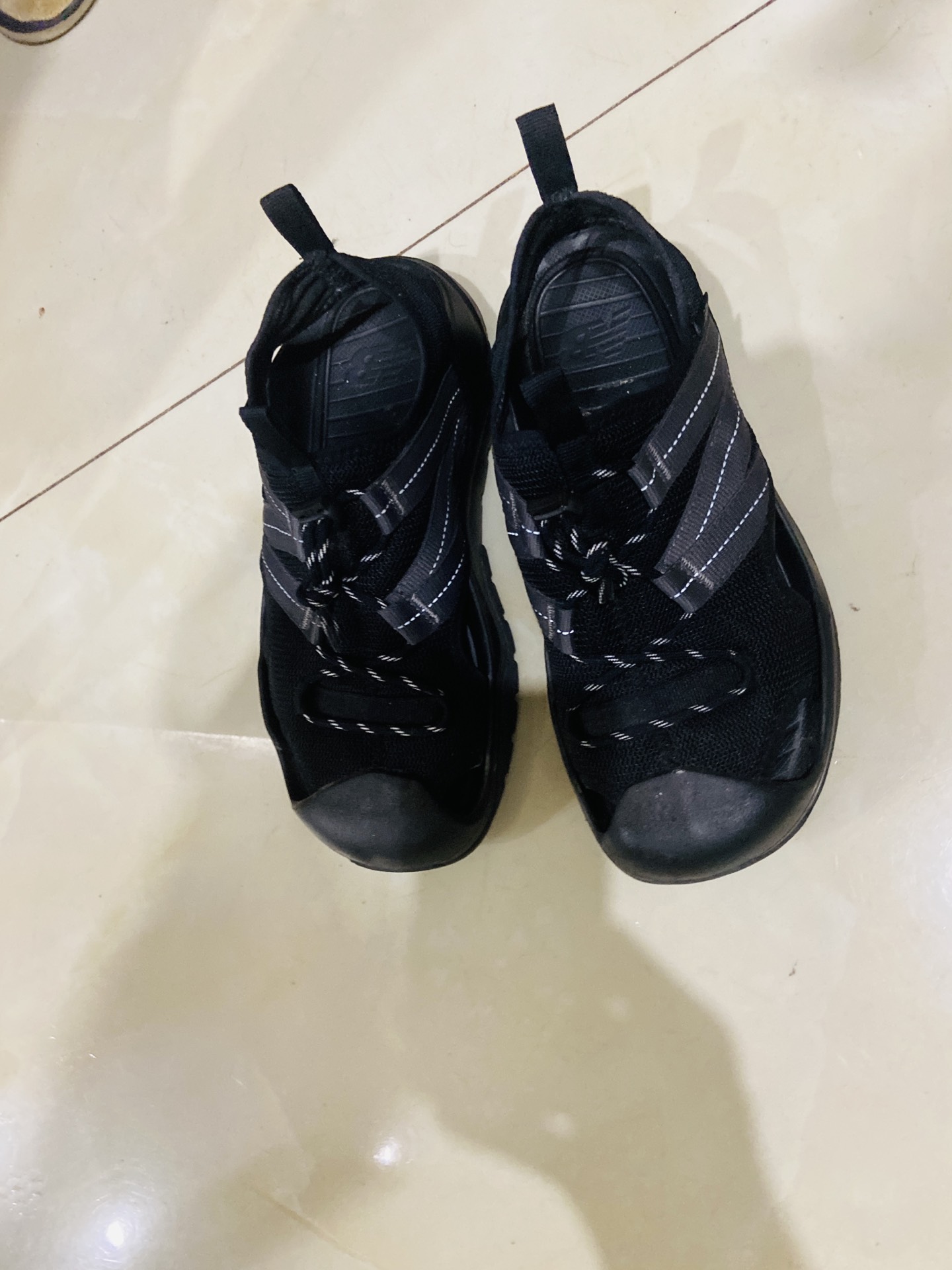 custom review-New Balance 4205 Коллекция Пляжные сандалии Унисекс Черные