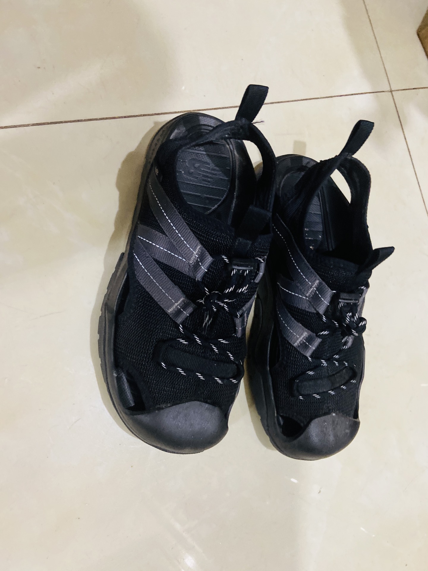 custom review-New Balance 4205 Коллекция Пляжные сандалии Унисекс Черные