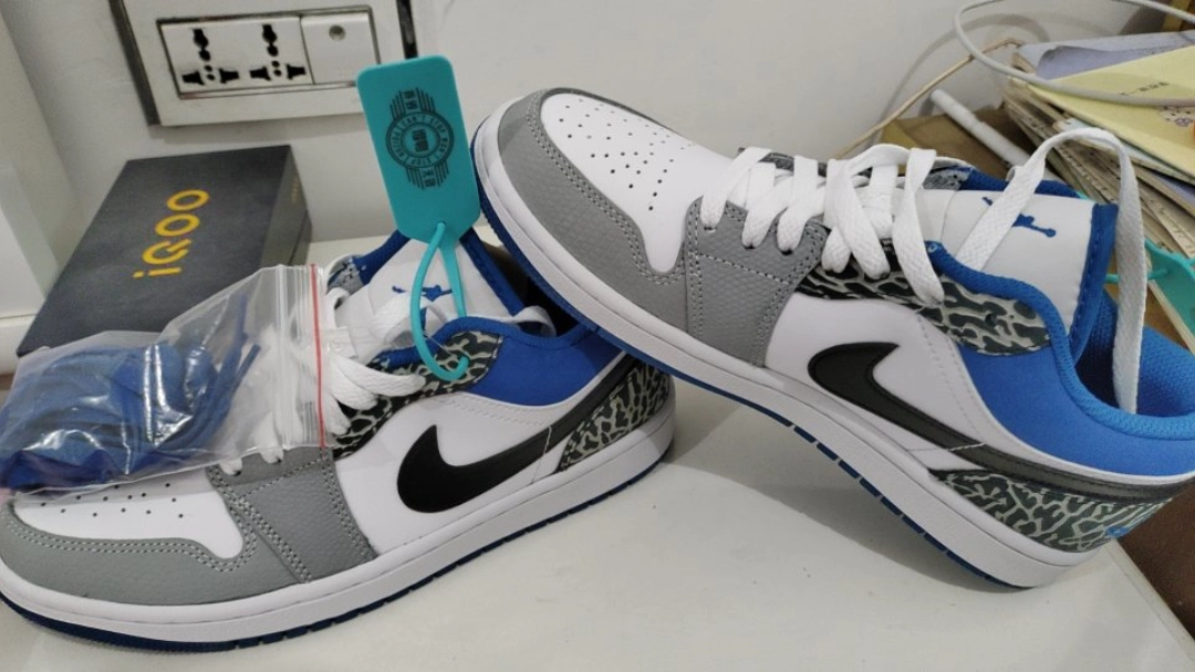 custom review-Jordan Air Jordan 1 Low SE 'true Синий' Low Топ Винтажные баскетбольные кроссовки Унисекс Белый и синий цвет