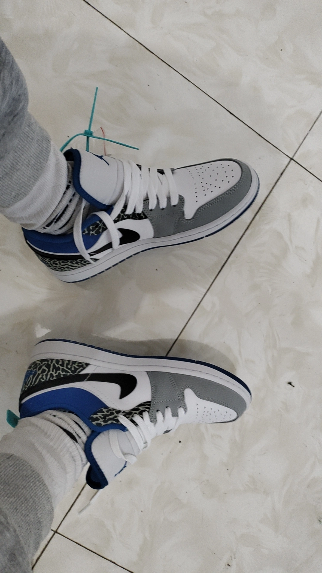 custom review-Jordan Air Jordan 1 Low SE 'true Синий' Low Топ Винтажные баскетбольные кроссовки Унисекс Белый и синий цвет