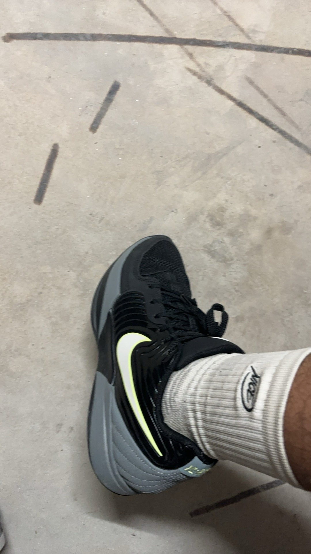 custom review-Nike Ja Morant 2 Slip-resistant Abrasion-resistant Low-top Basketball Shoes Men's Black Gray Asian Version Найк Ja Morant 2 Противоскользящие Устойчивые к истиранию Низкие Баскетбольные Кроссовки Мужские Черный Серый Азиатская Версия