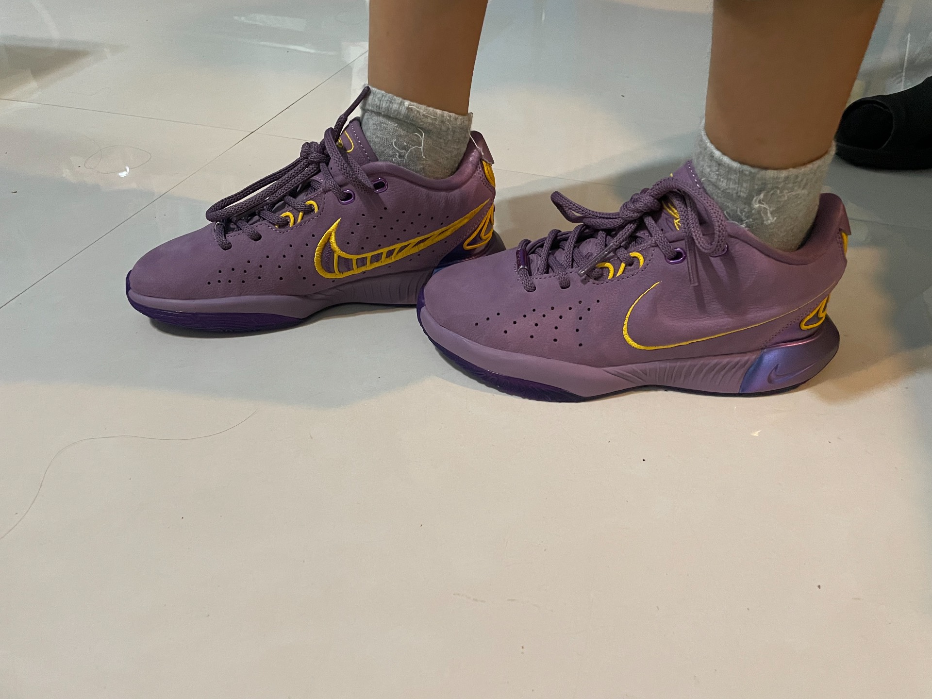 custom review-nike Lebron 21 Противоскользящие амортизаторы низкие детские баскетбольные кроссовки фиолетовые пыль