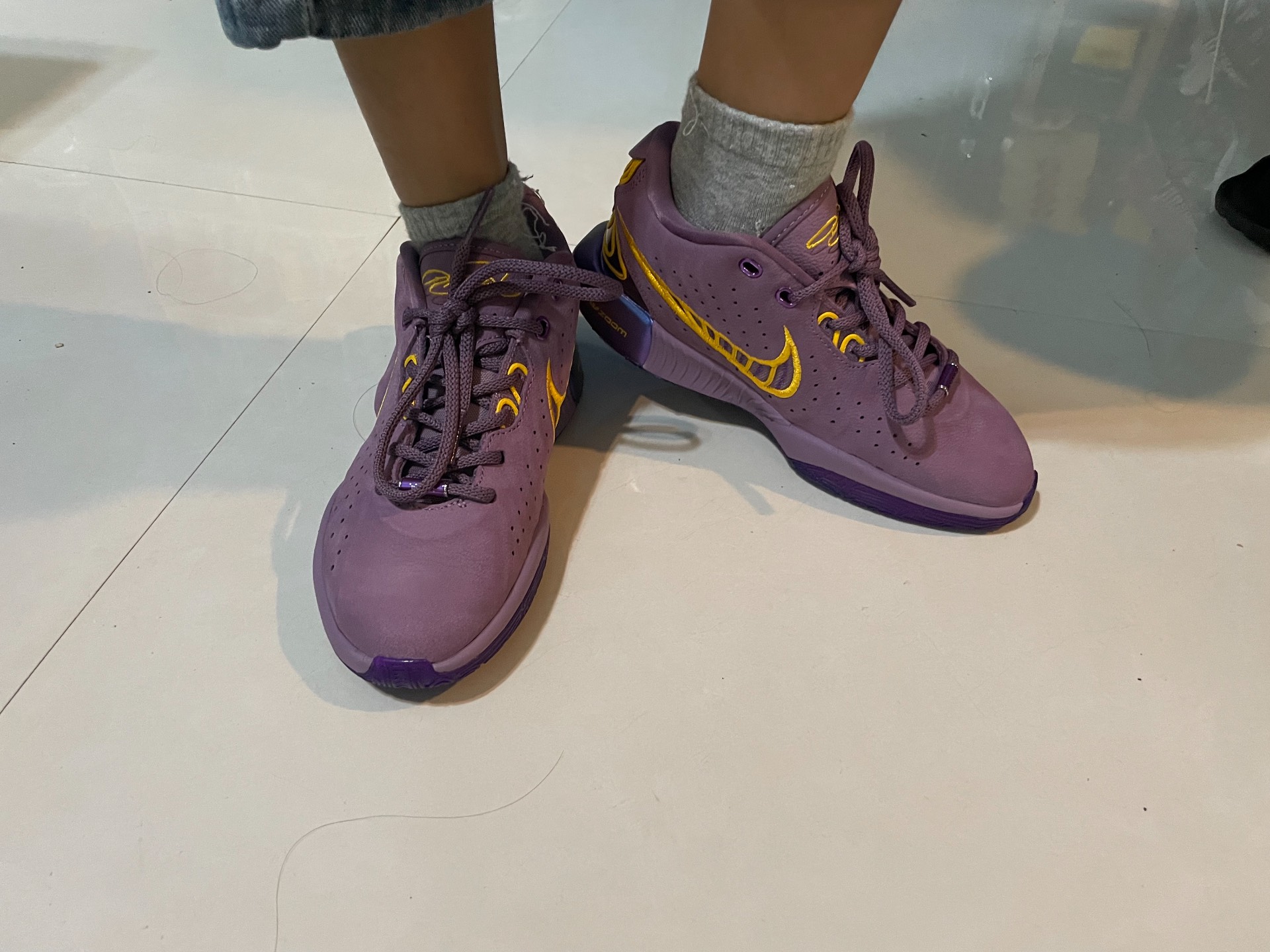 custom review-nike Lebron 21 Противоскользящие амортизаторы низкие детские баскетбольные кроссовки фиолетовые пыль