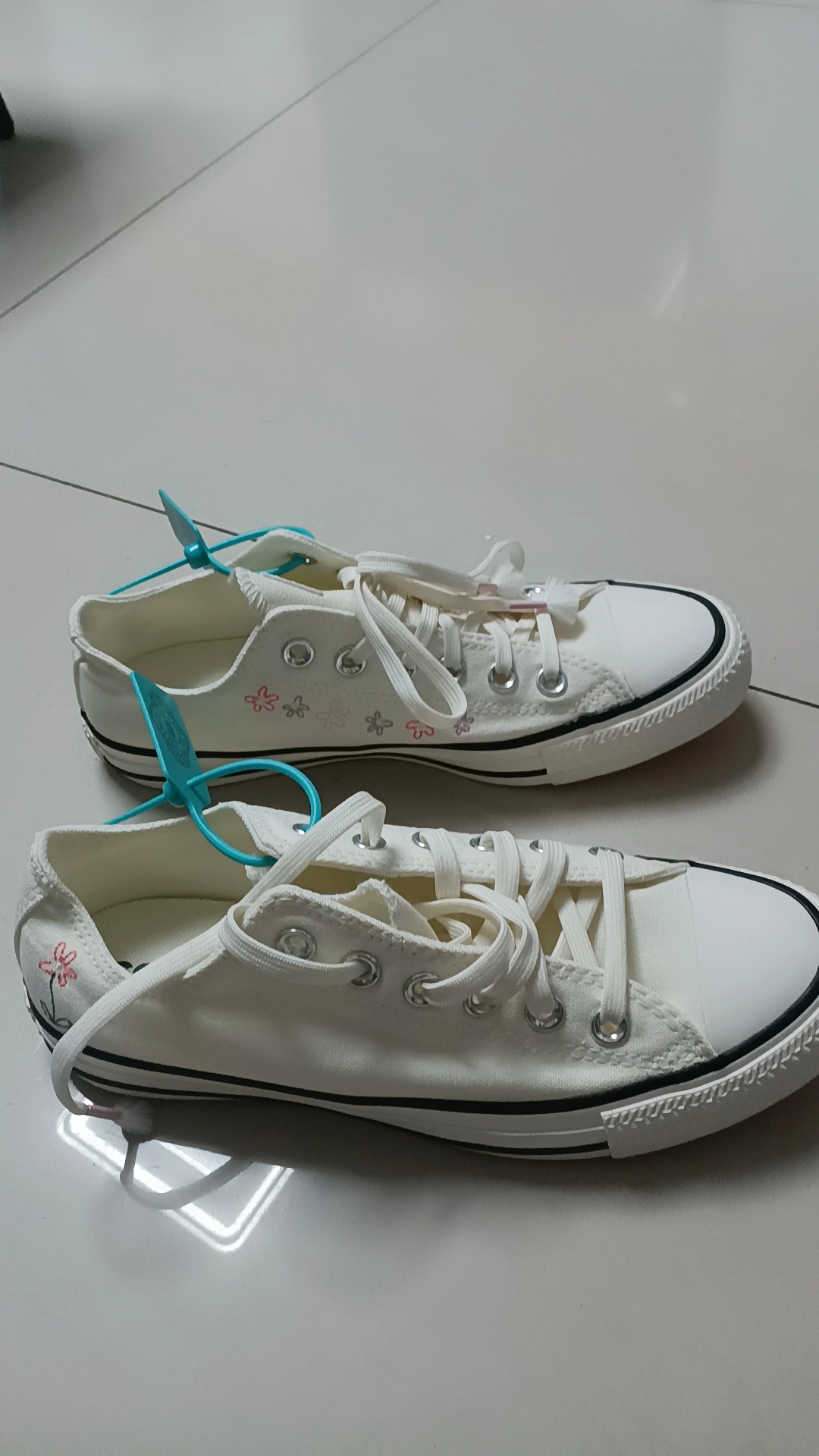 custom review-Converse Chuck Taylor All Star Легкий Низкий Топ Кеды Женские Белый Черный