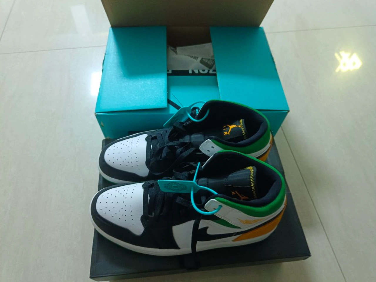 custom review-Jordan Air Jordan 1 MID SE MID Топ Винтажные баскетбольные кроссовки Мужской Белый зеленый оранжевый