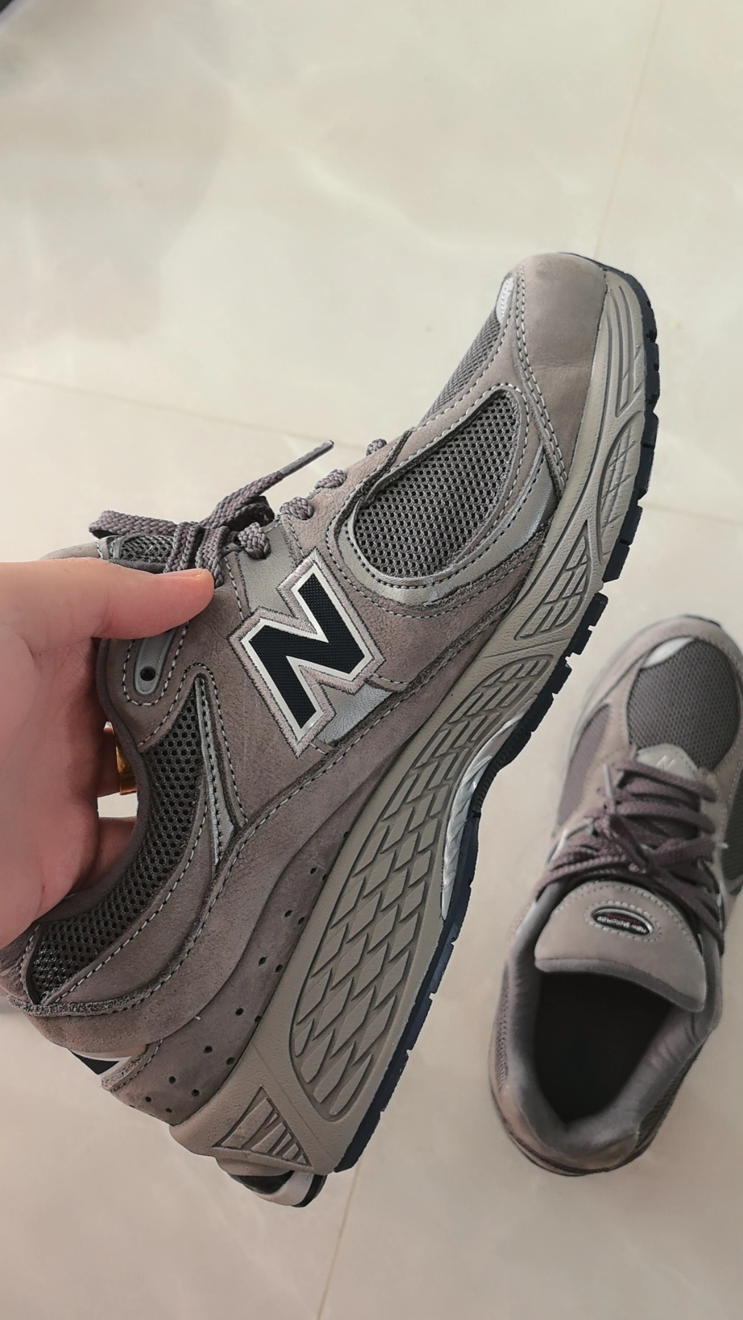 custom review-New Balance 2002R Og 'Light Grey'