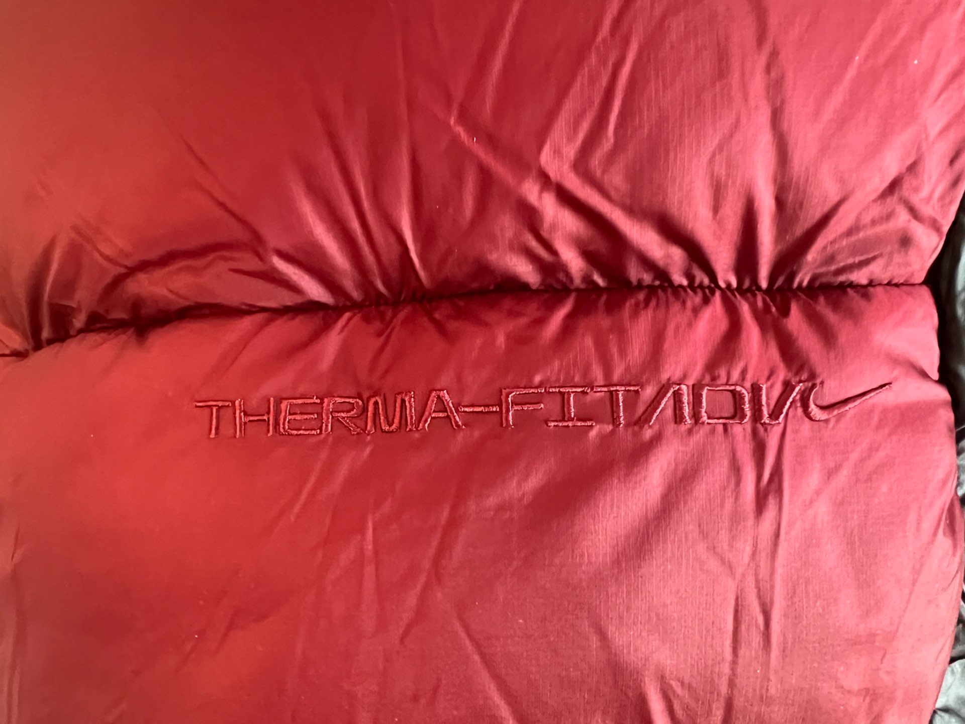 custom review-Nike Sports Life Collection Куртка Унисекс Красный Коричневый