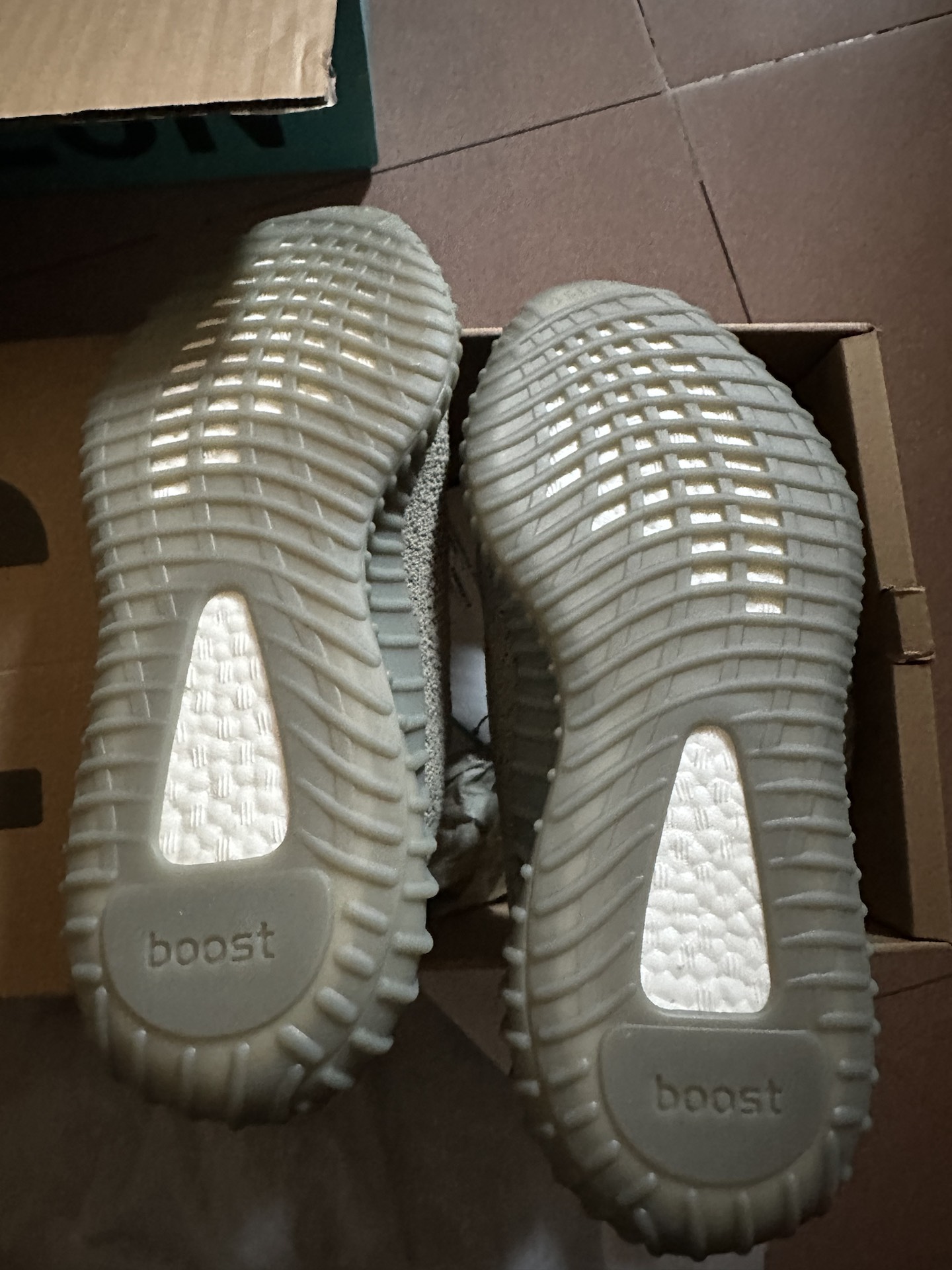 custom review-Adidas Yeezy Boost 350 V2 'Granite'