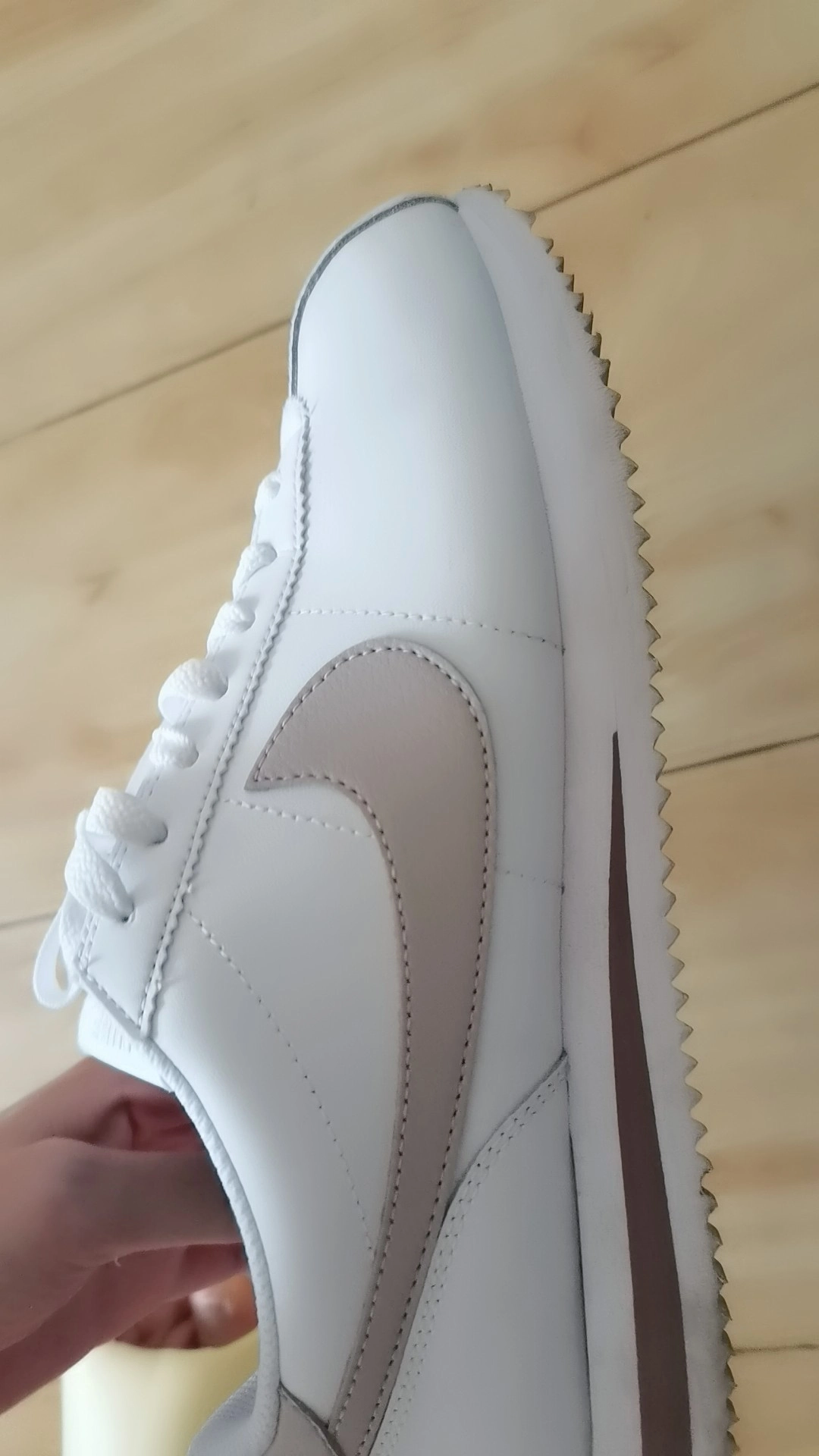 custom review-Nike Cortez Износостойкий и Легкий Низкий Топ Повседневные Городские Кроссовки для Коммутации и Бега Женские Белые Коричневые