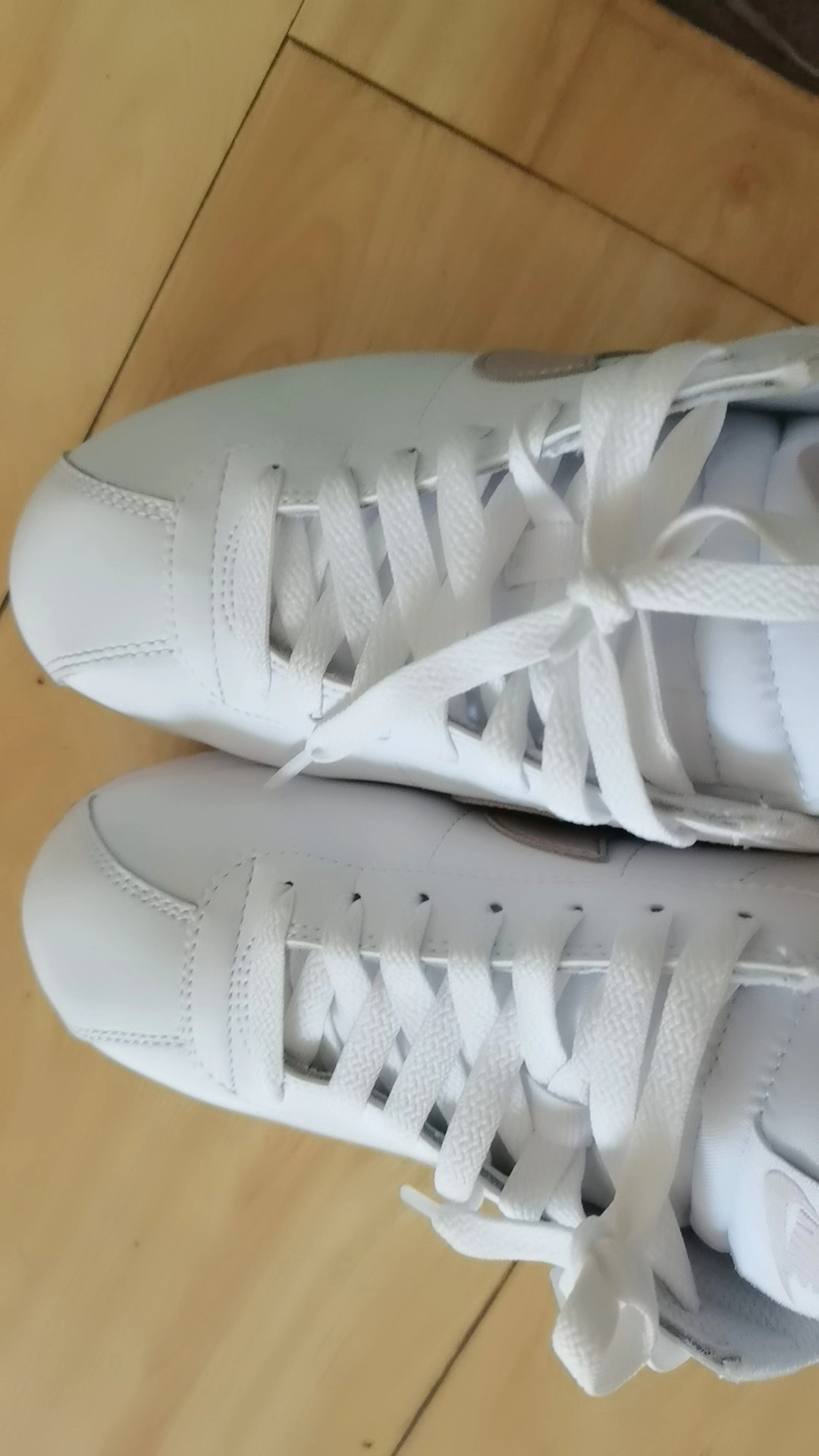 custom review-Nike Cortez Износостойкий и Легкий Низкий Топ Повседневные Городские Кроссовки для Коммутации и Бега Женские Белые Коричневые