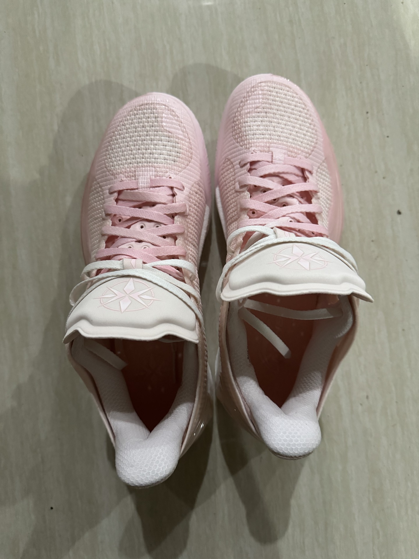 custom review-LiNing Blade 4V2 Cushioning Slip Resistant Support Lightweight Rebound Low Top Basketball Shoes Men's Pink