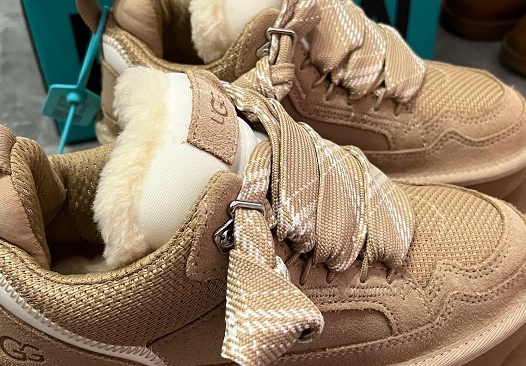 custom review-UGG Lowmel 'Sand' Women's
