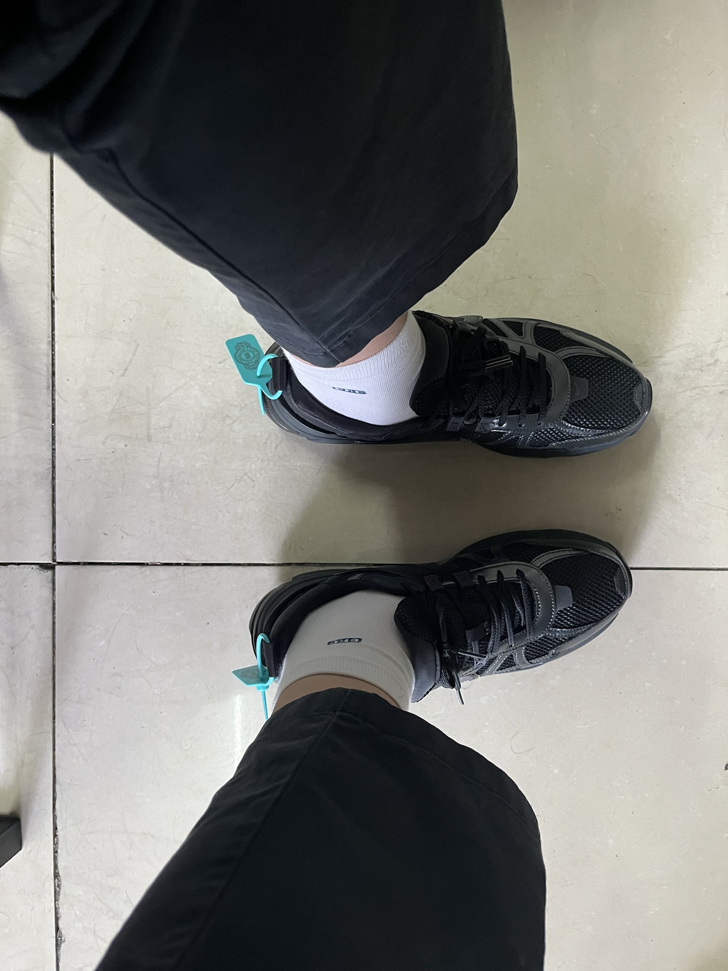 custom review-Nike V2K Run Устойчивый к истиранию Низкий Топ Повседневный Тренировки Городской Коммутирование Беговые кроссовки Мужской Черный