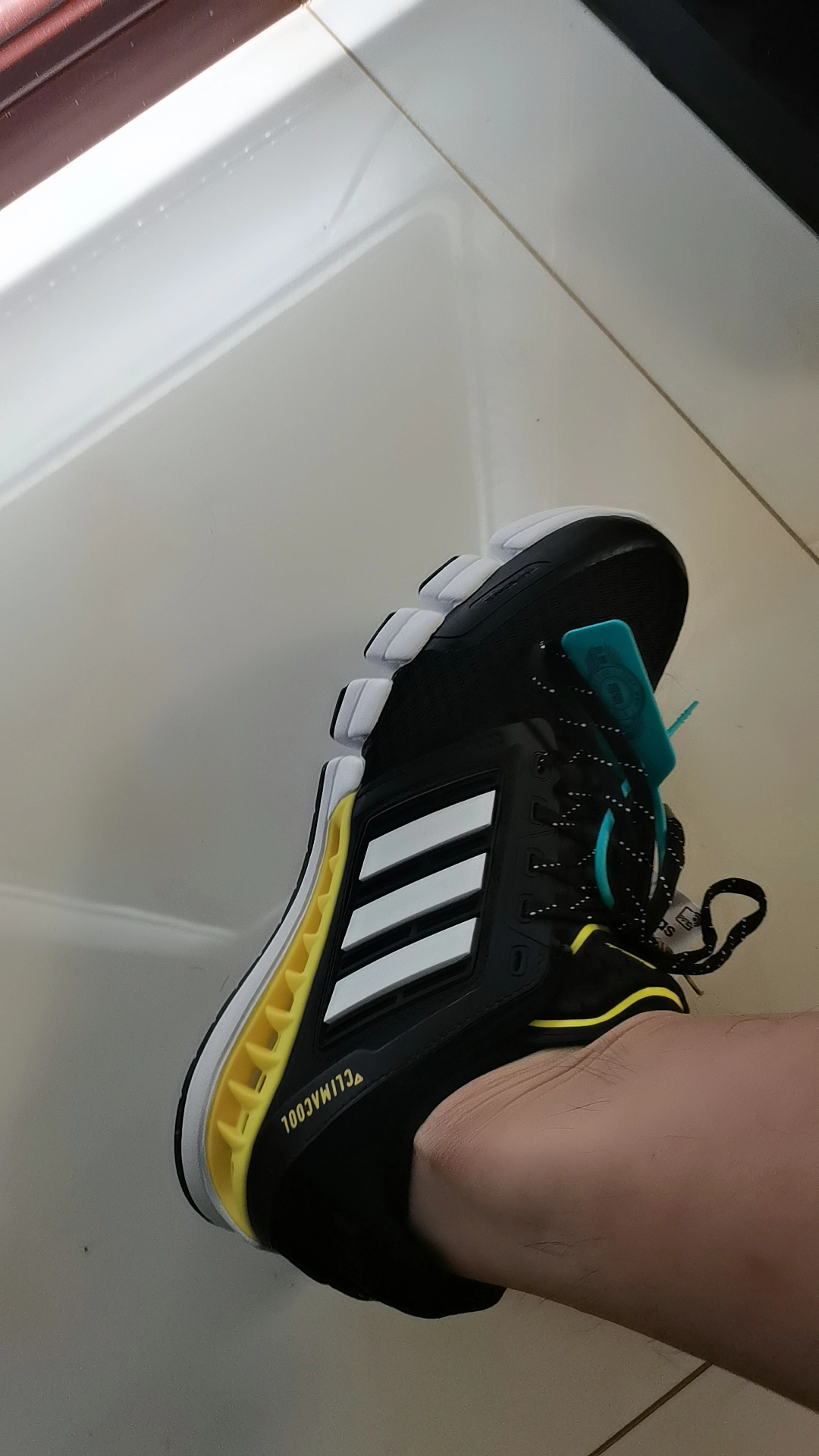 custom review-Adidas CC Revolution Амортизация Устойчивый к истиранию Дышащий Низкий Топ Беговые кроссовки Мужские Черный Белый