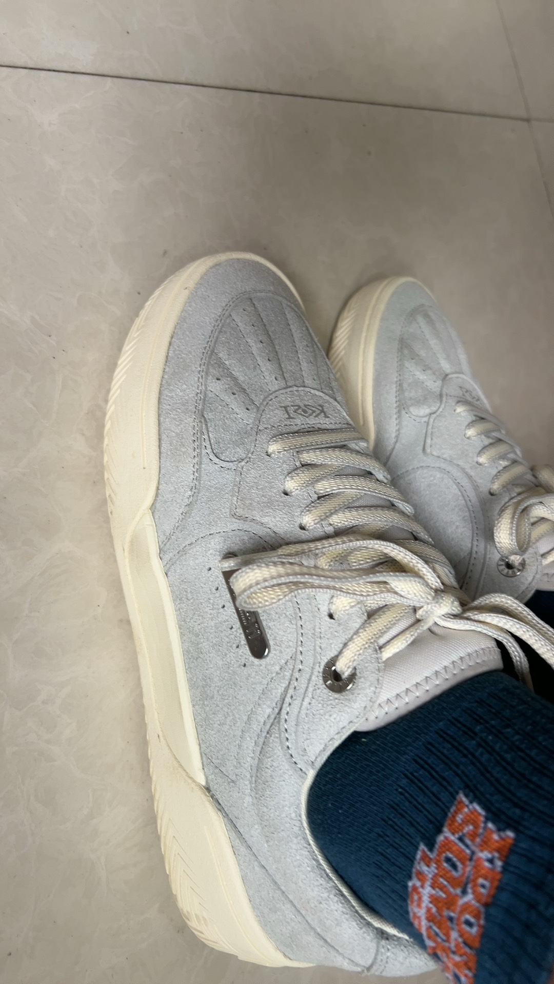 custom review-Anta Owen Hélà TRIBE Cushioning, Wear Resistant Low Top Skateboard Shoes Unisex Light Gray