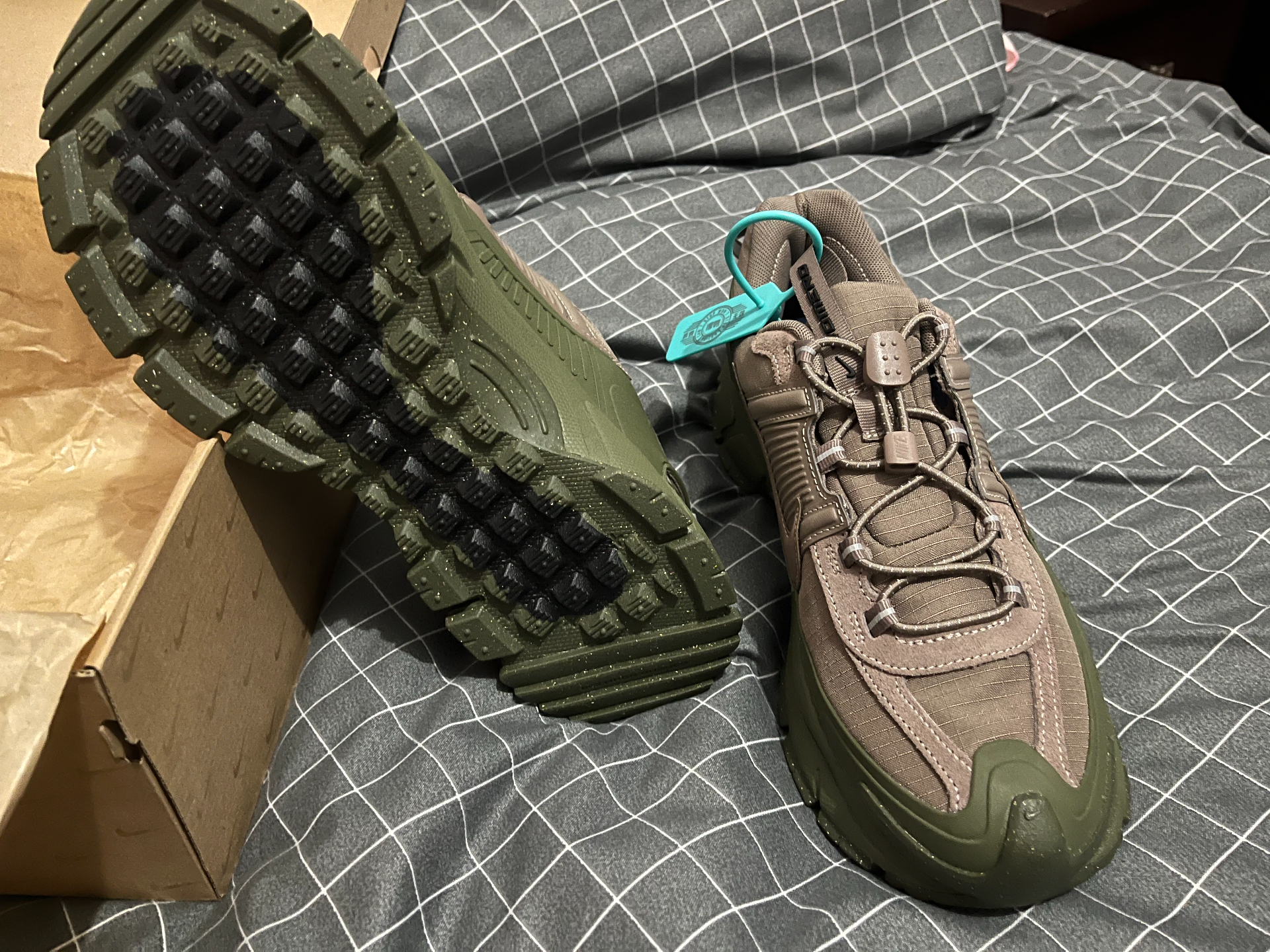 custom review-Nike Air Zoom Vomero 5 Износостойкий и Водонепроницаемый Низкий Топ Повседневный Тренировочный Городской Коммутирующий Беговые кроссовки Унисекс Коричневый