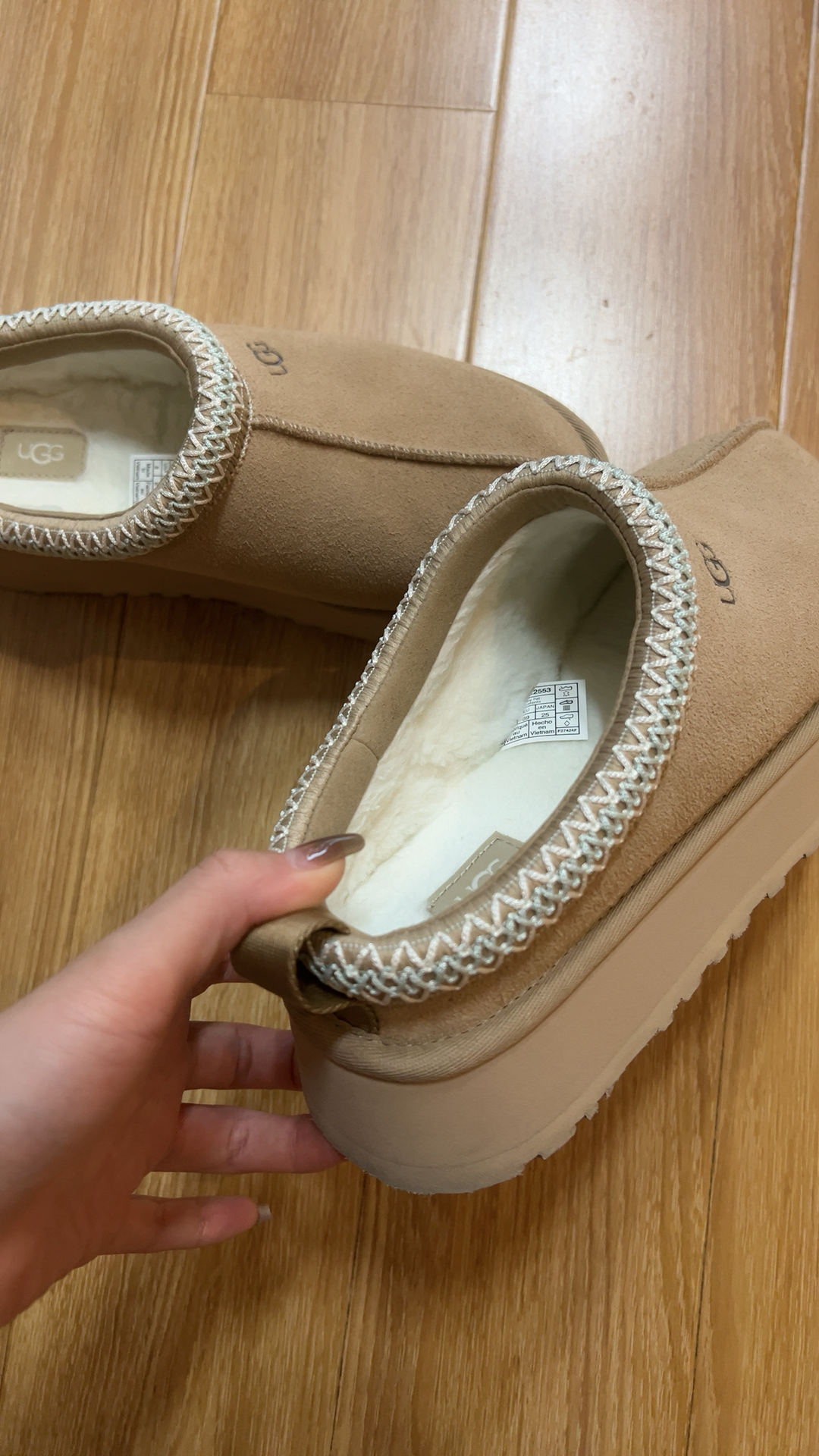 custom review-UGG Tazz Slipper Sand Women's