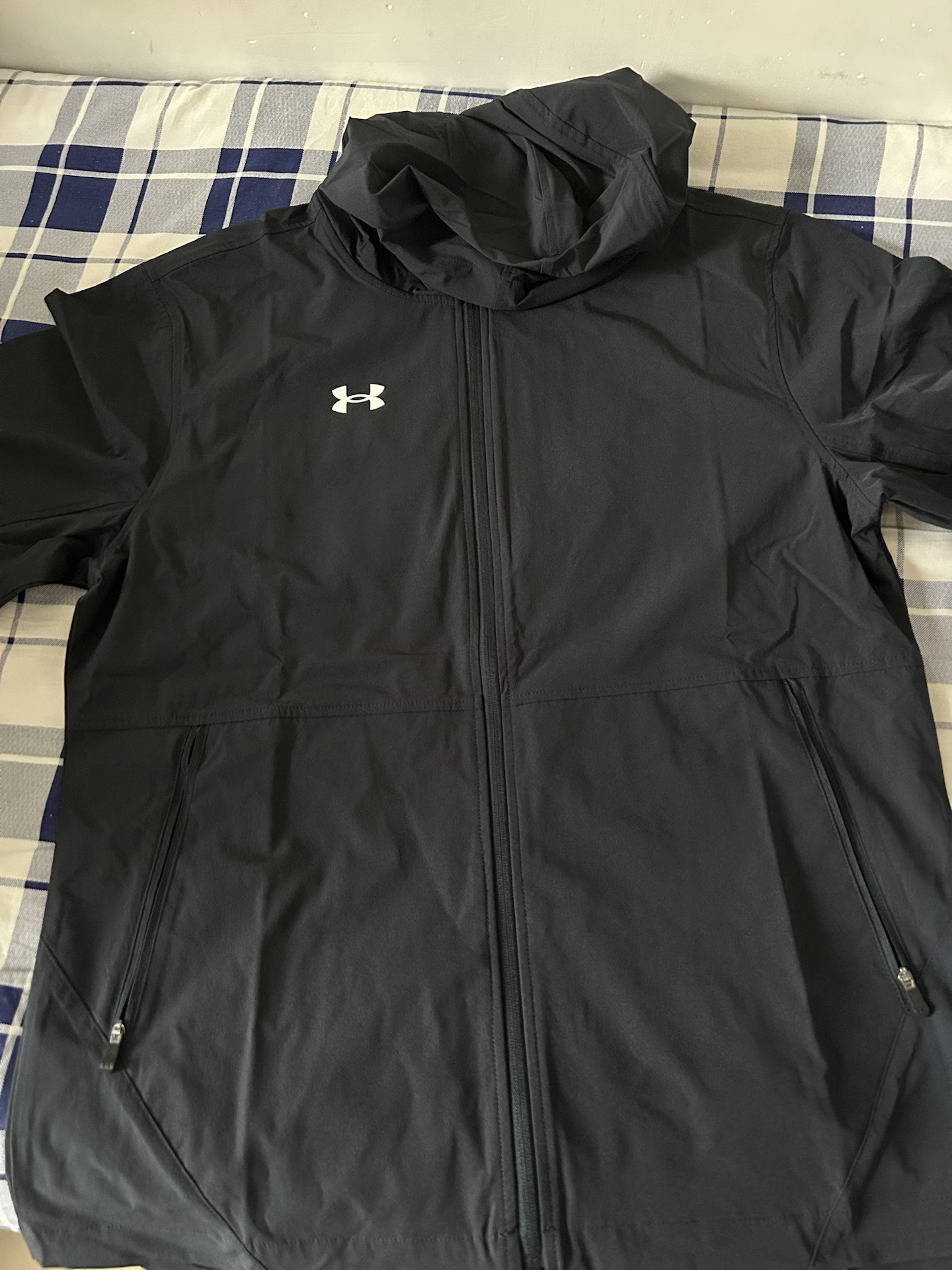 custom review-Under Armour Куртка Унисекс Черная