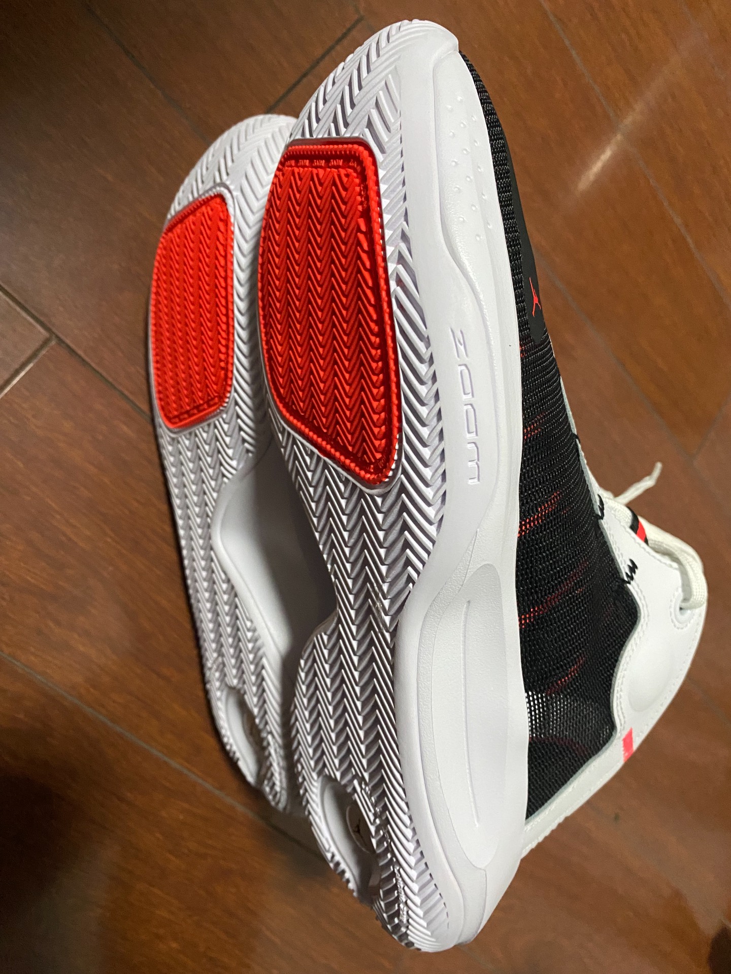 custom review-Jordan Jumpman 2020 PF Anti-slip Lightweight MID Баскетбольные кроссовки Мужской Черный Белый Красный