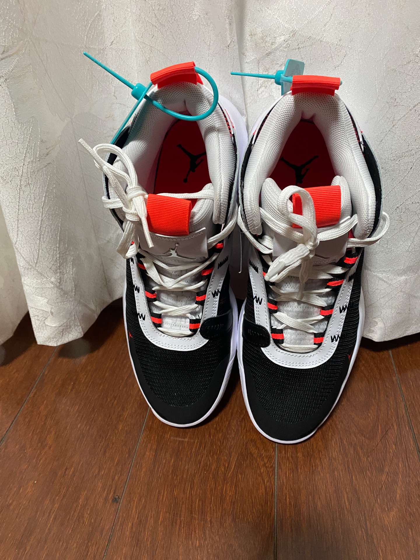 custom review-Jordan Jumpman 2020 PF Anti-slip Lightweight MID Баскетбольные кроссовки Мужской Черный Белый Красный