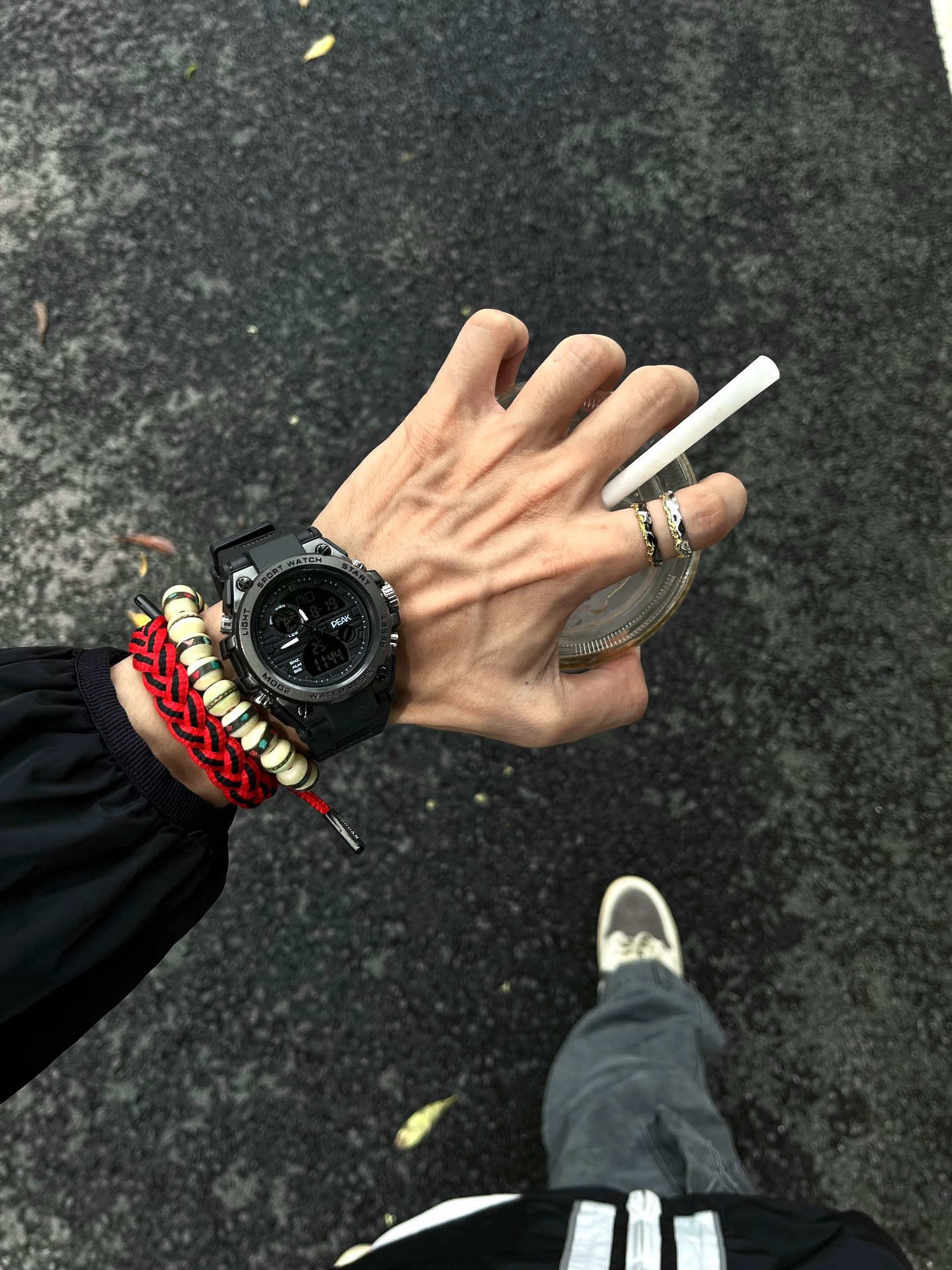 阿迪美式工装风穿搭75搭黑武士电子表超帅75