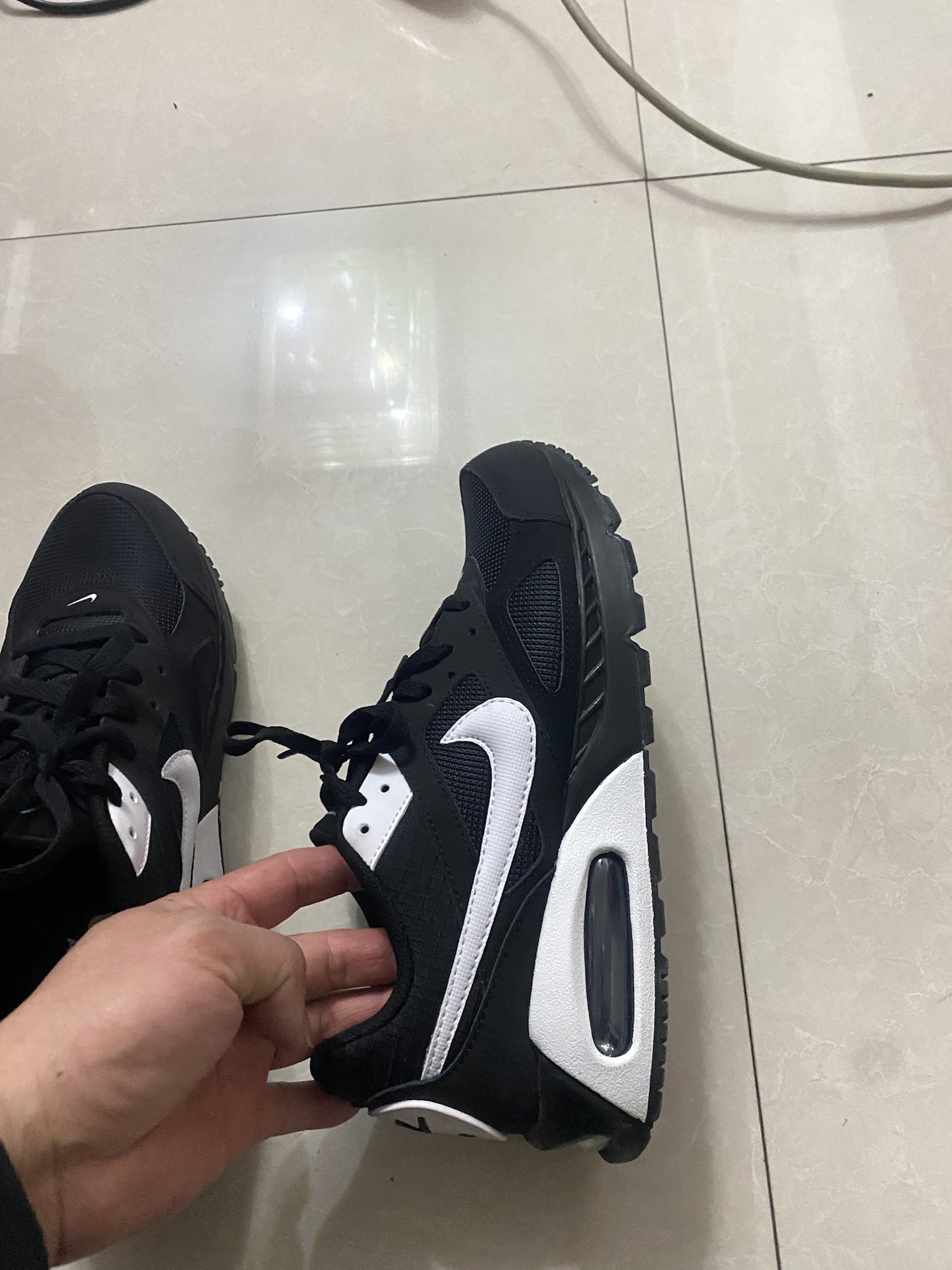 custom review-Nike Air Max Ivo Black White