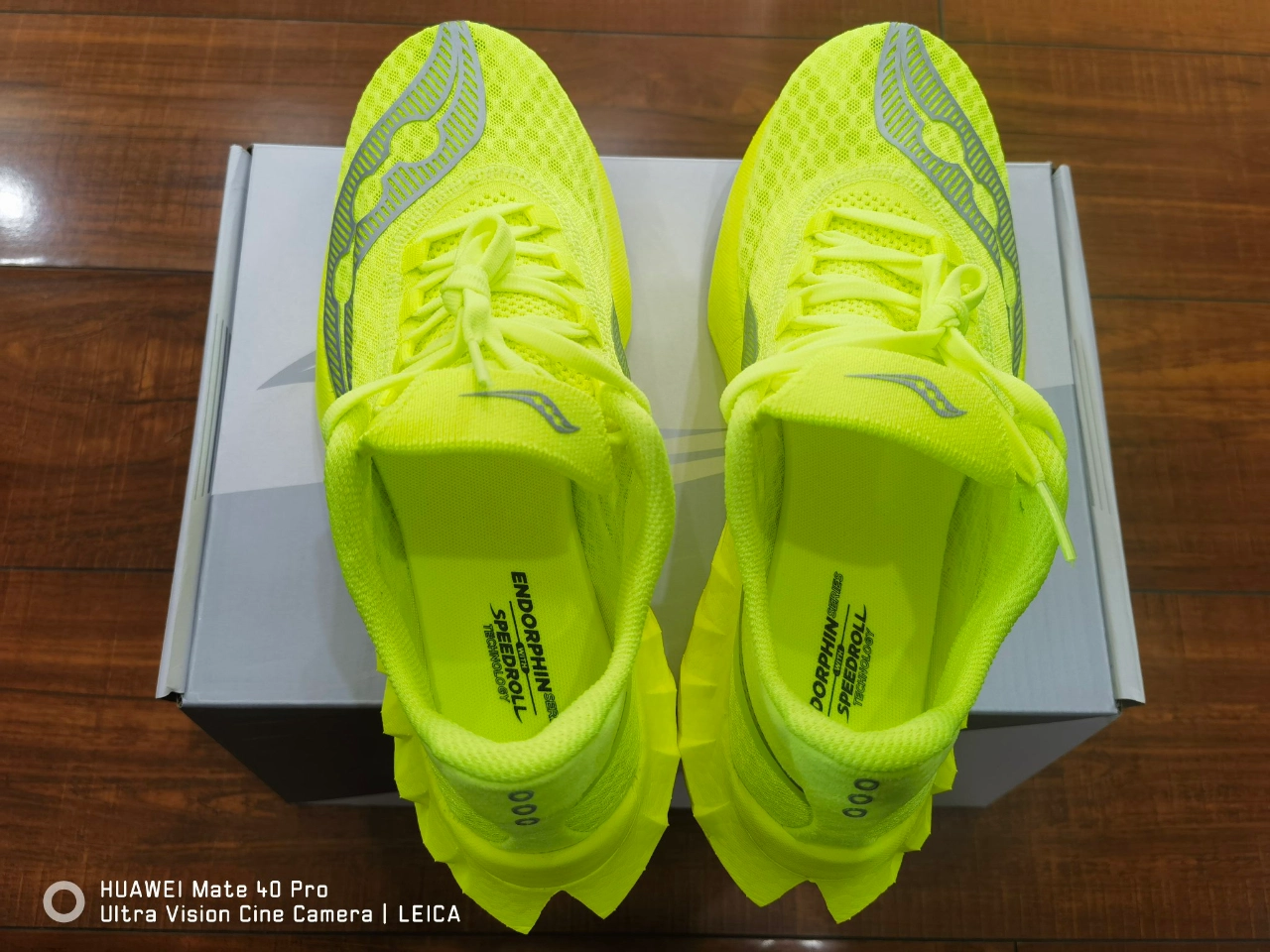 custom review-Saucony Endorphin Pro 4 Low Top Running Shoes Men's Green Silver