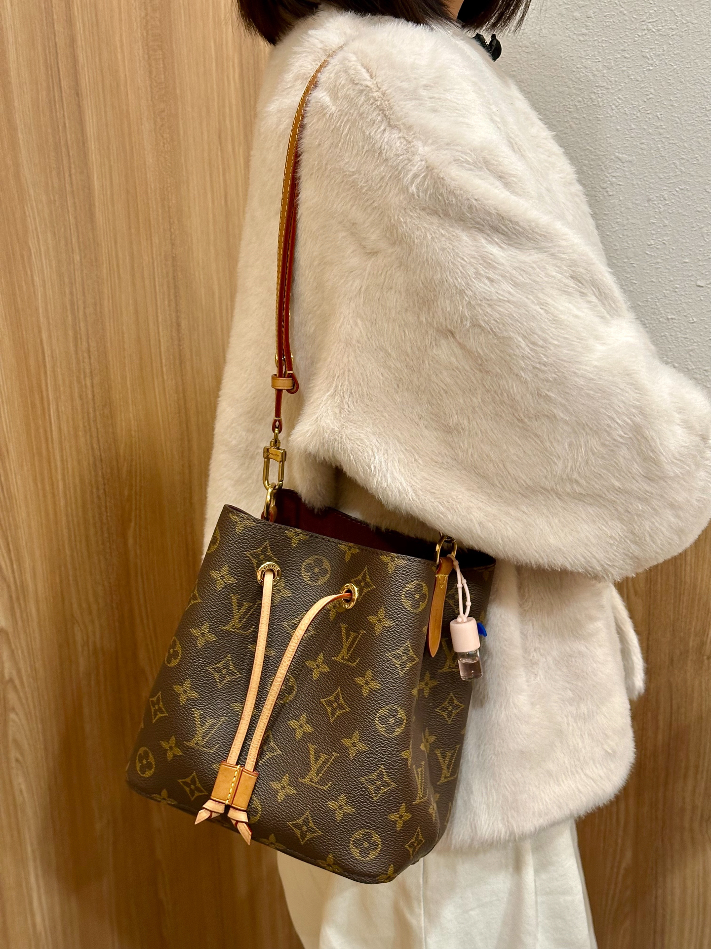 lv水桶包太适合秋冬穿搭了