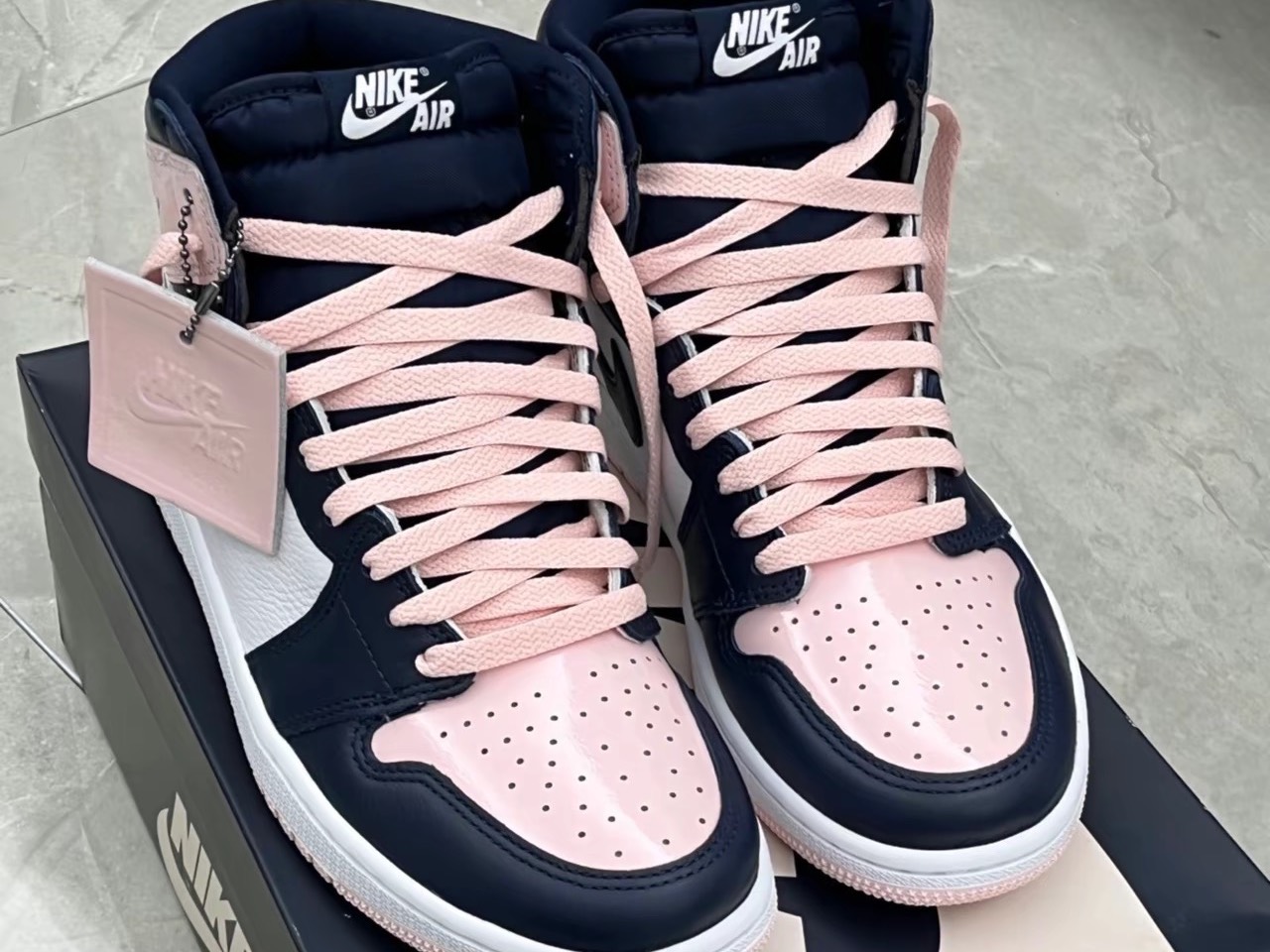 custom review-Jordan Air Jordan 1 Поддержка High Топ Винтажные баскетбольные кроссовки Женские Белые Черные Розовые