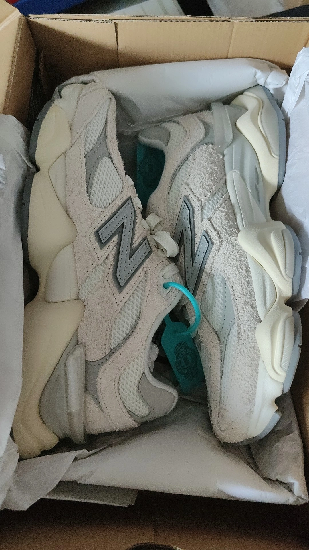 custom review-New Balance NB 9060 'Белый GREY' Амортизация Износостойкий Низкий Топ Повседневная Обувь Унисекс Белый Серый